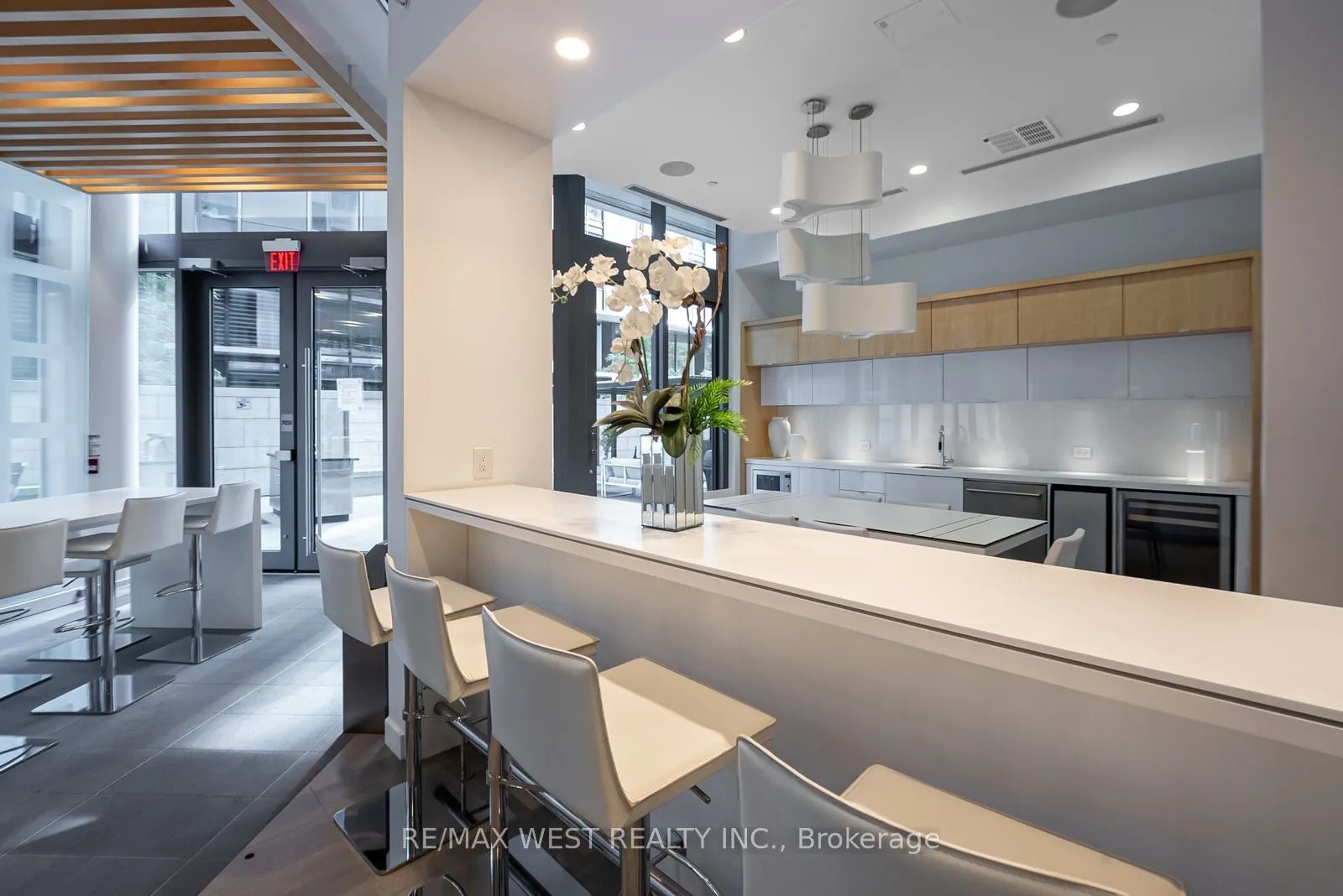 45 Charles Street E, #3011