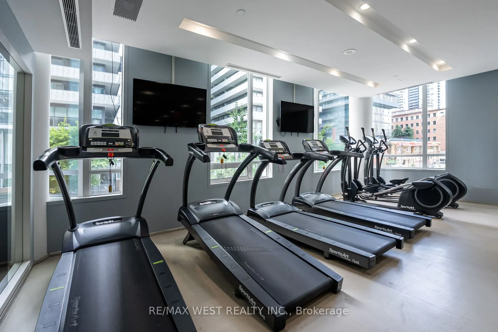 45 Charles Street E, #3011