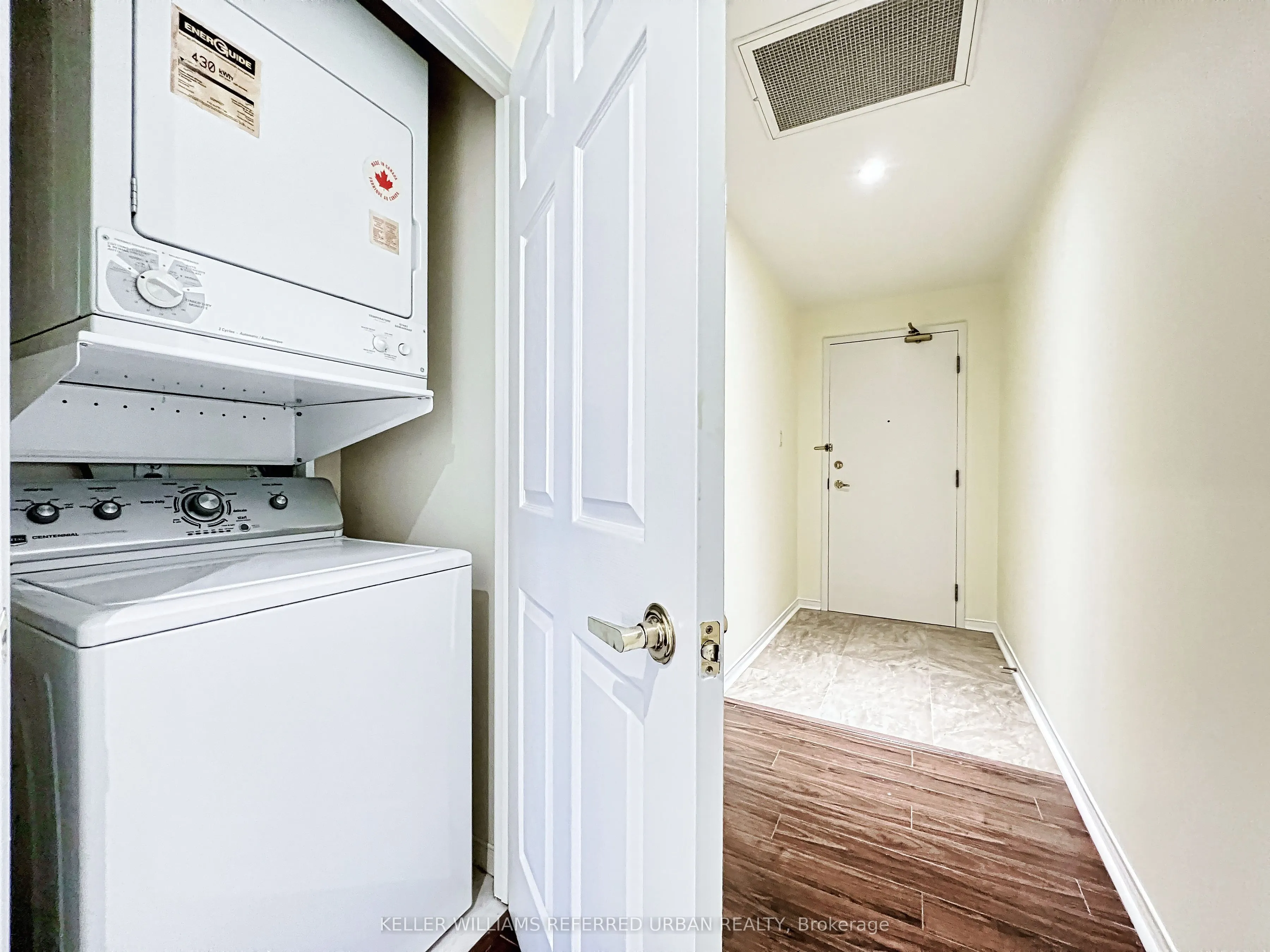 600 Eglinton Avenue E, #406