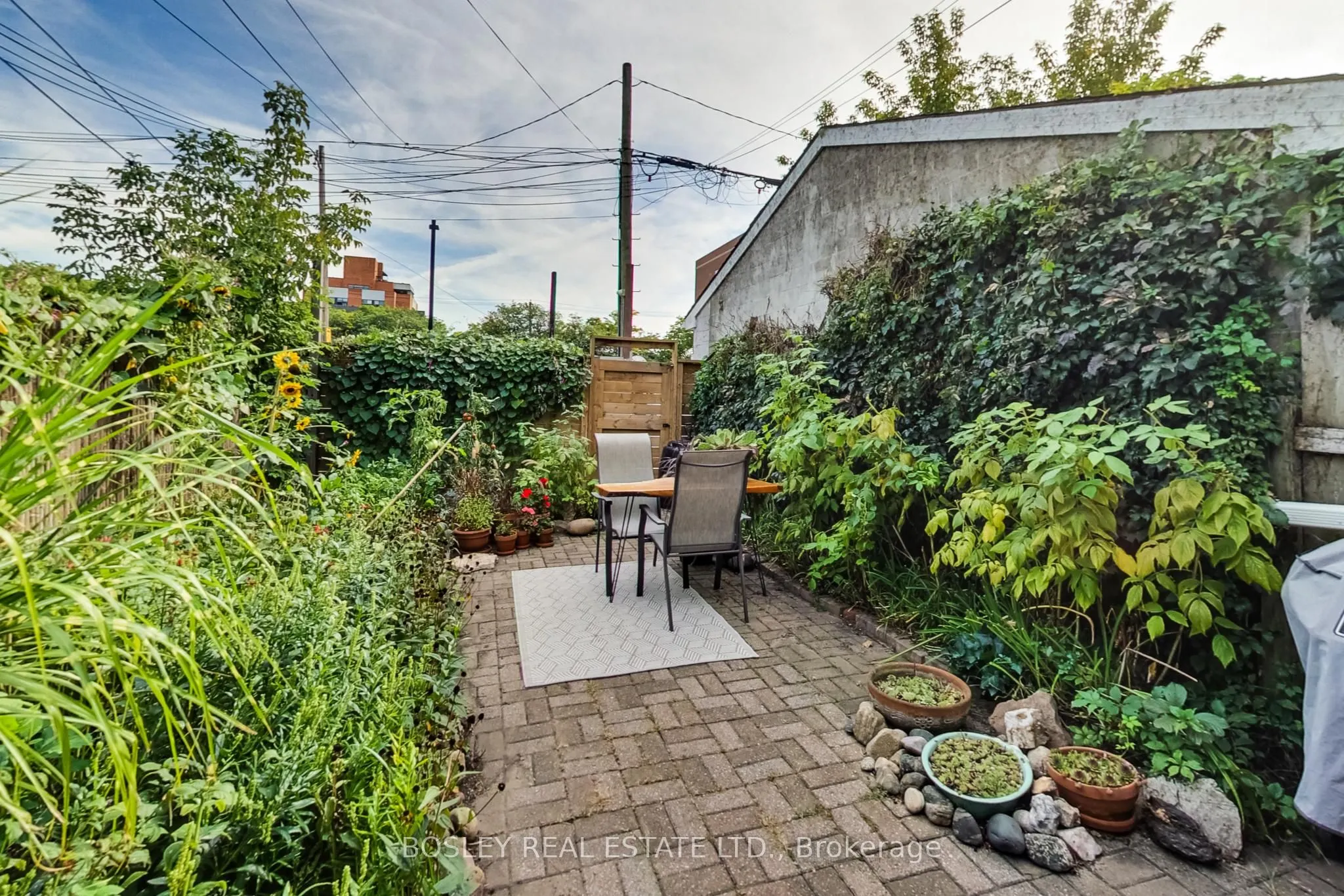 127 Lindsey Avenue