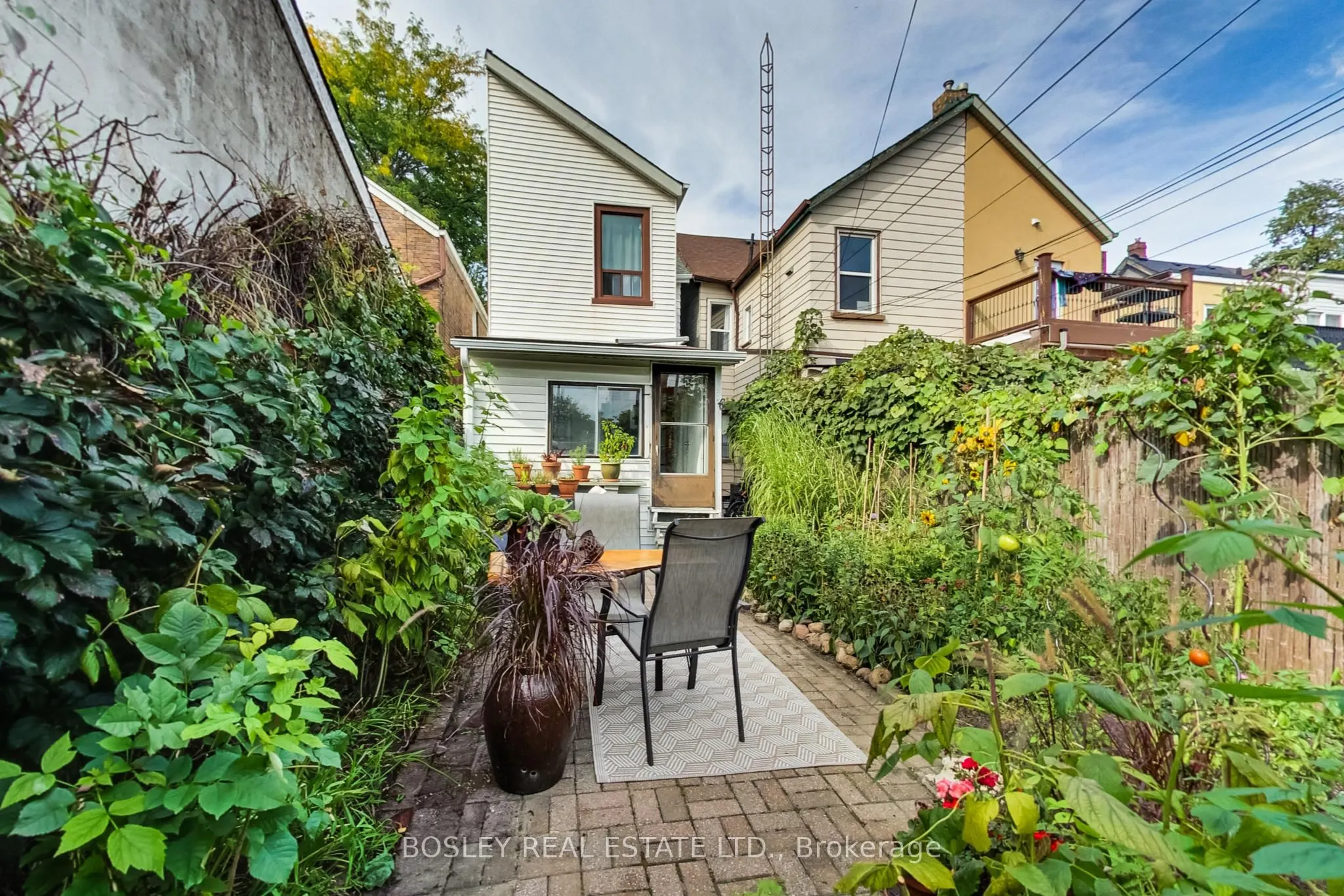 127 Lindsey Avenue