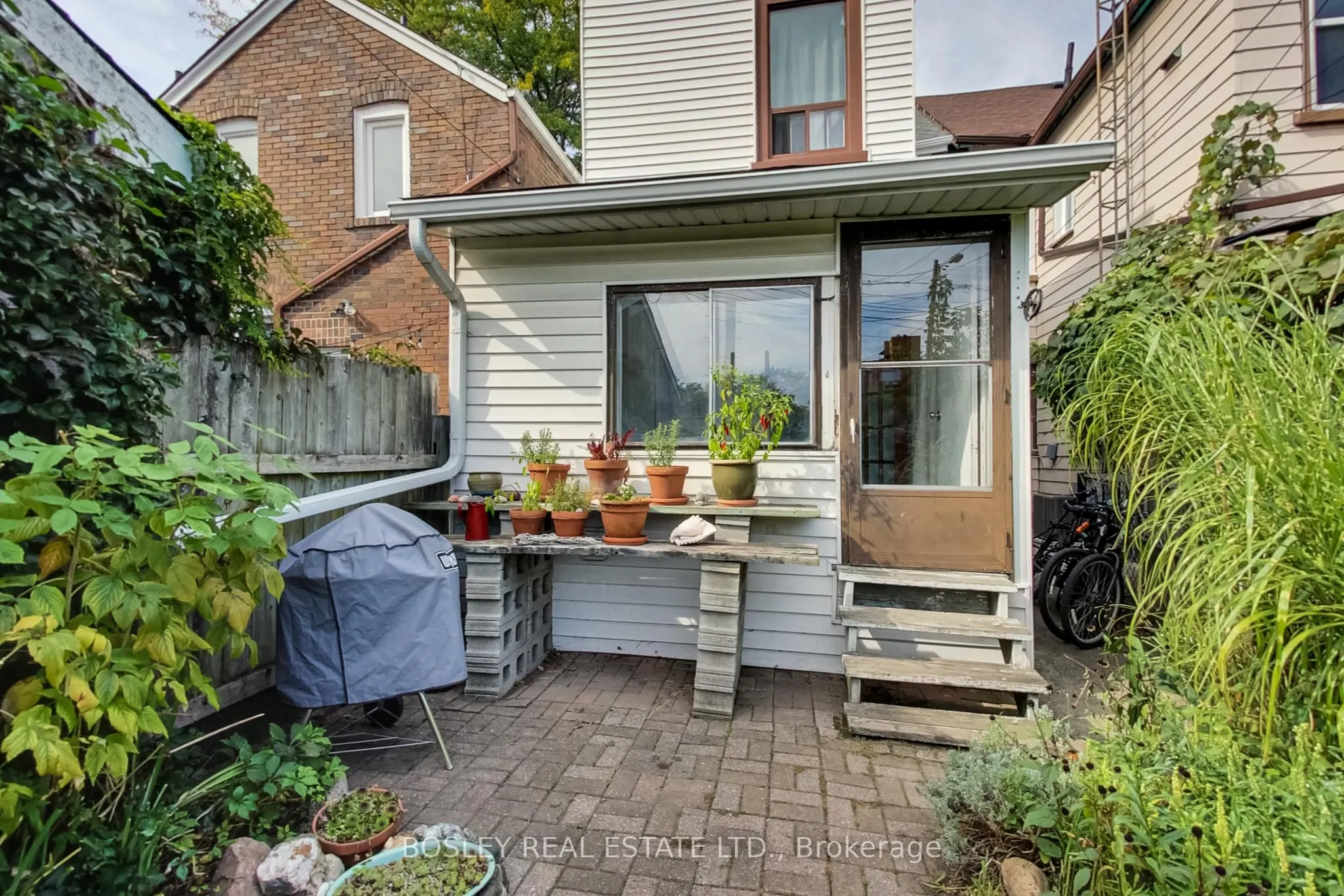 127 Lindsey Avenue