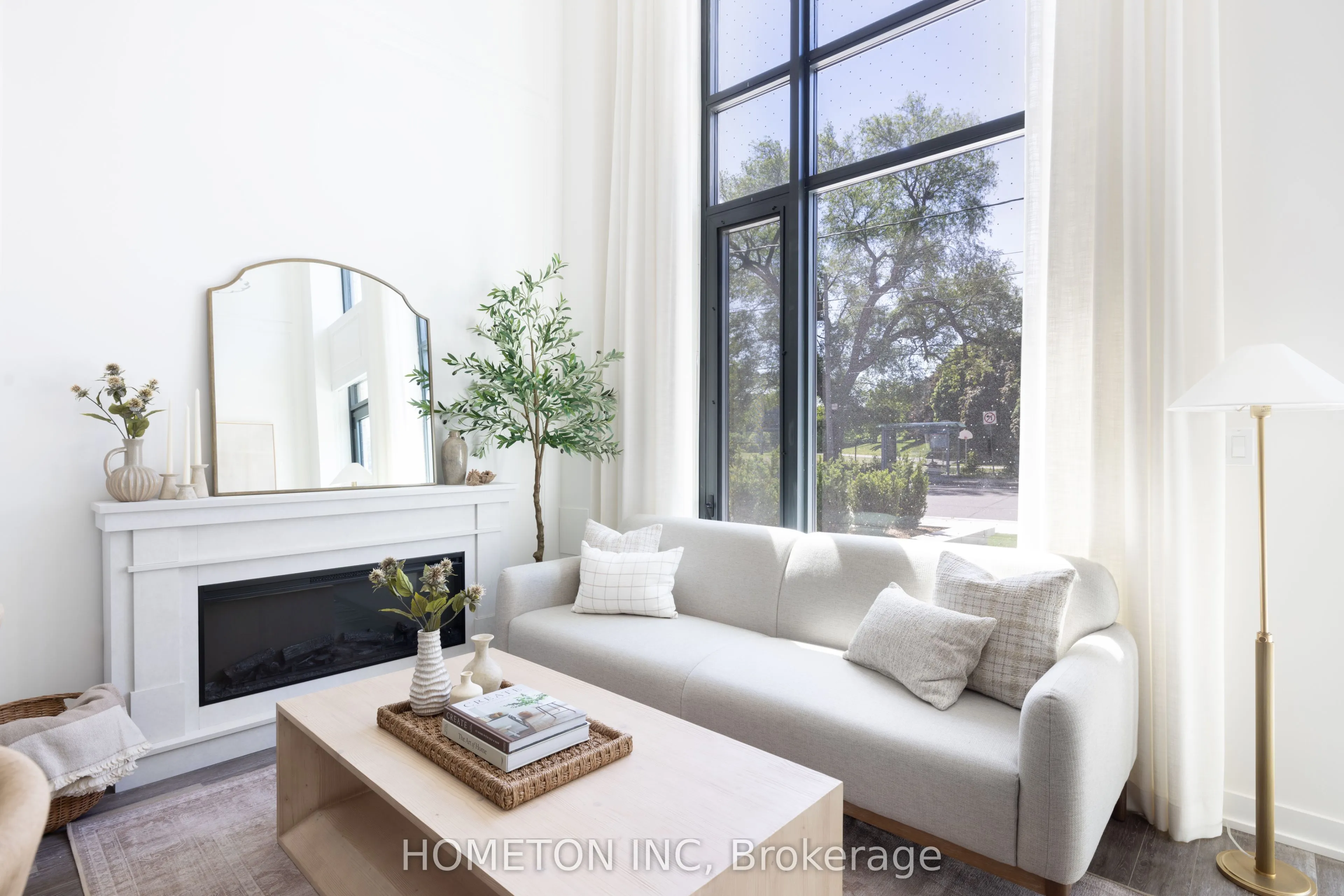 254 Lawrence Avenue W, #TH102