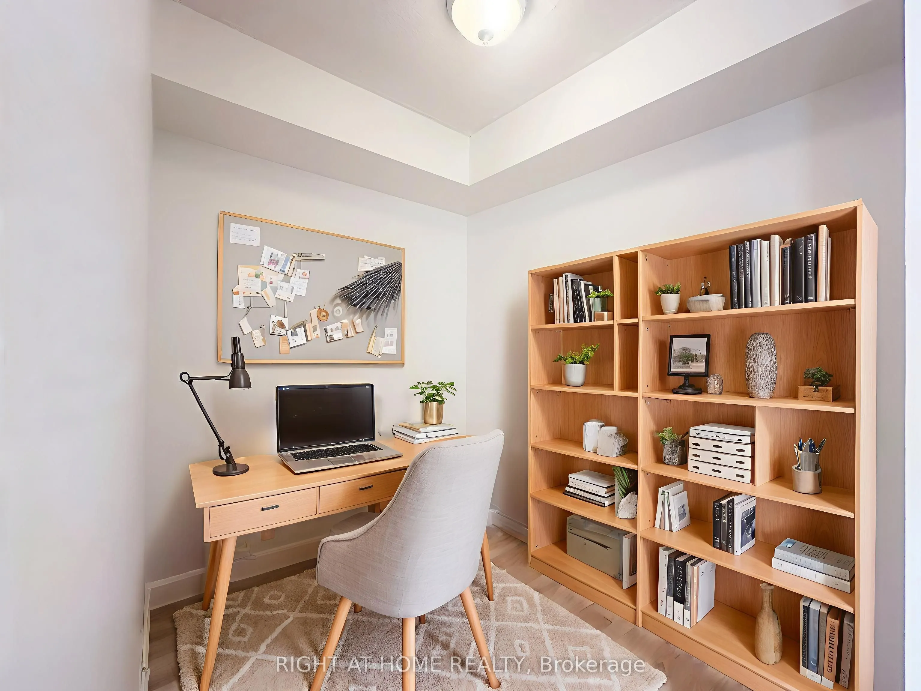 1369 Bloor Street W, #1008