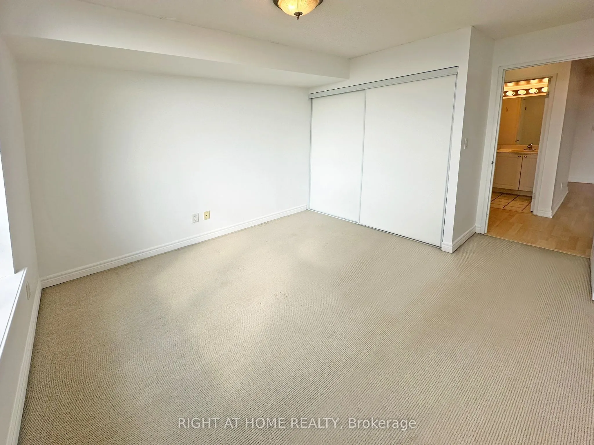 1369 Bloor Street W, #1008