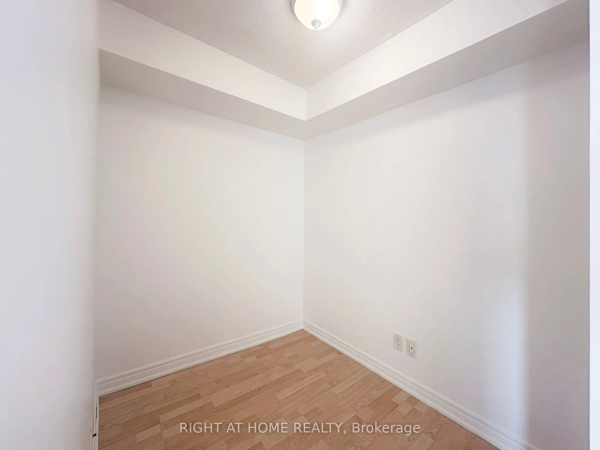 1369 Bloor Street W, #1008