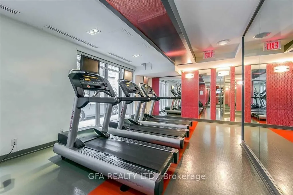 5 Hanna Avenue, #438