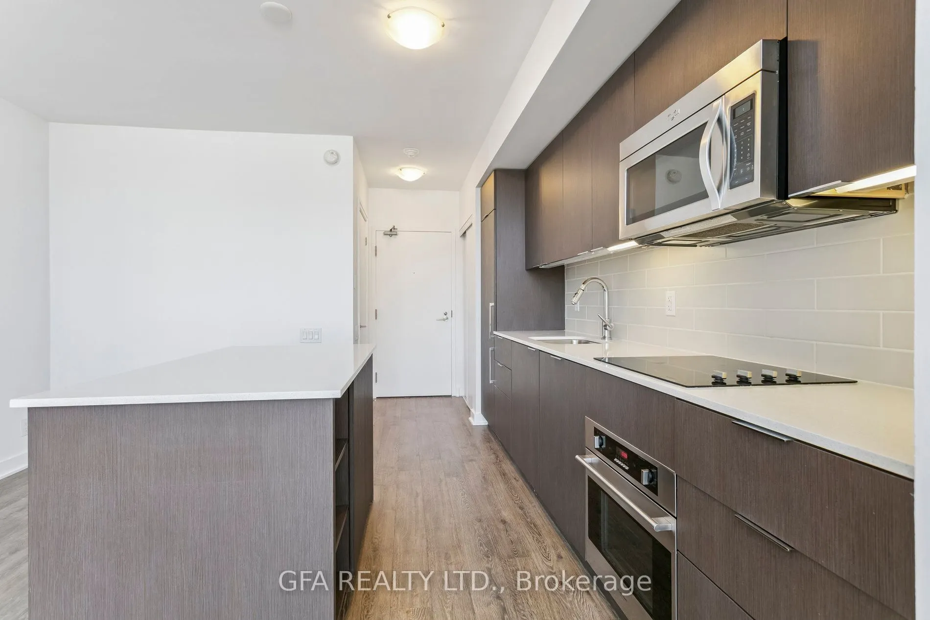5 Hanna Avenue, #438