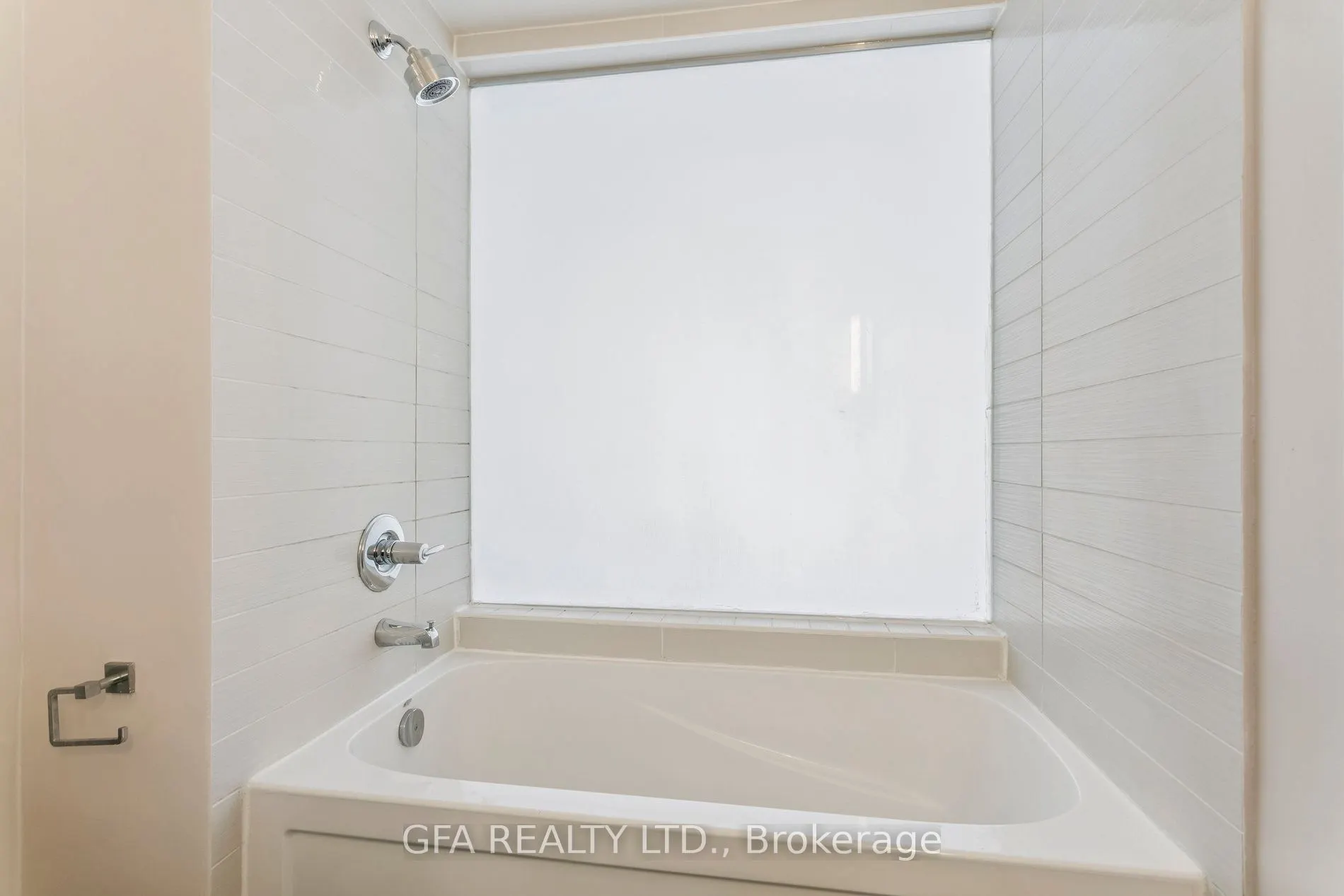 5 Hanna Avenue, #438