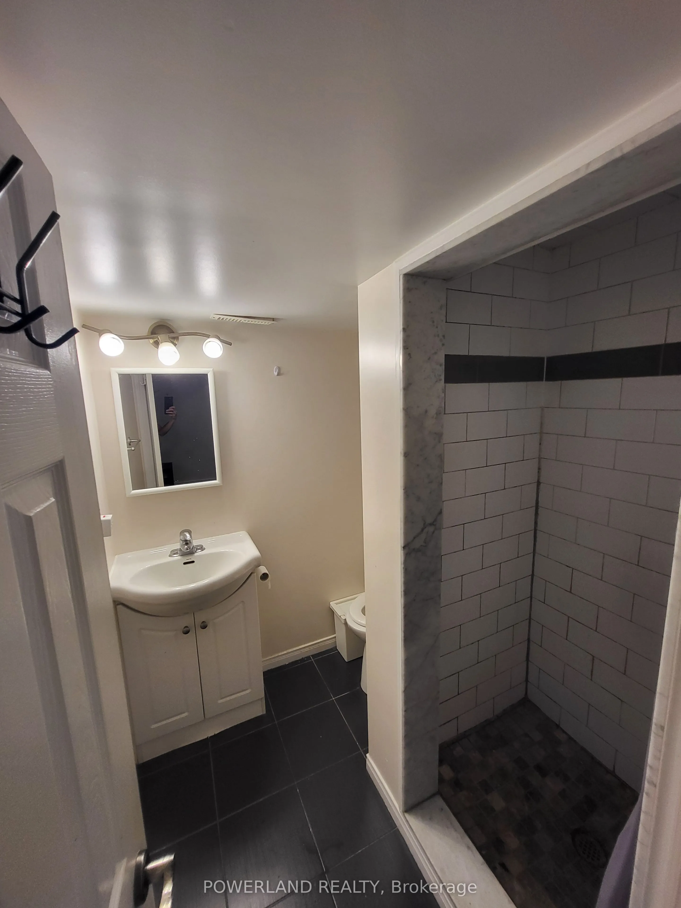 46 Transwell Avenue, #Unit C