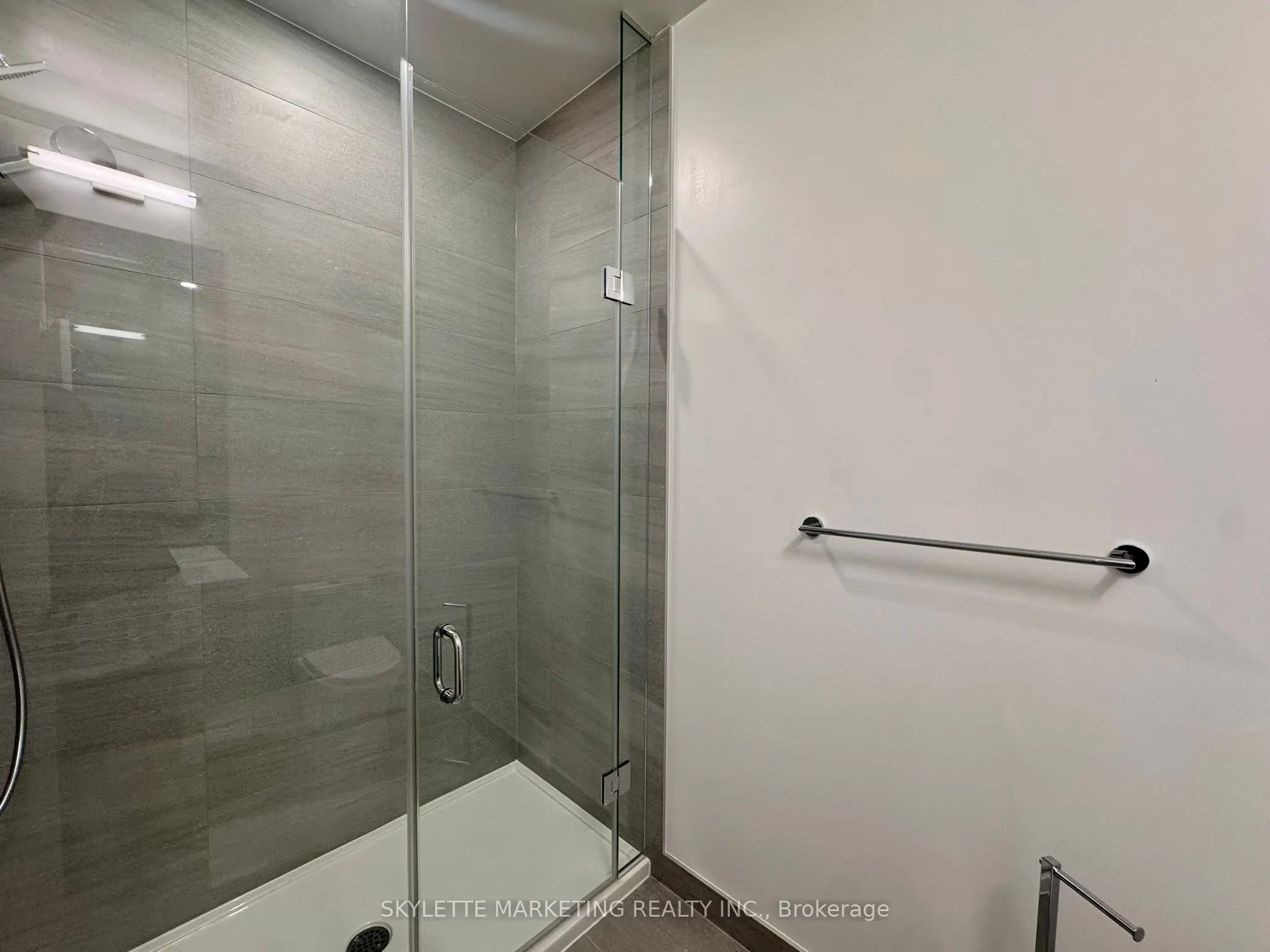 1 Kyle Lowry Road, #116