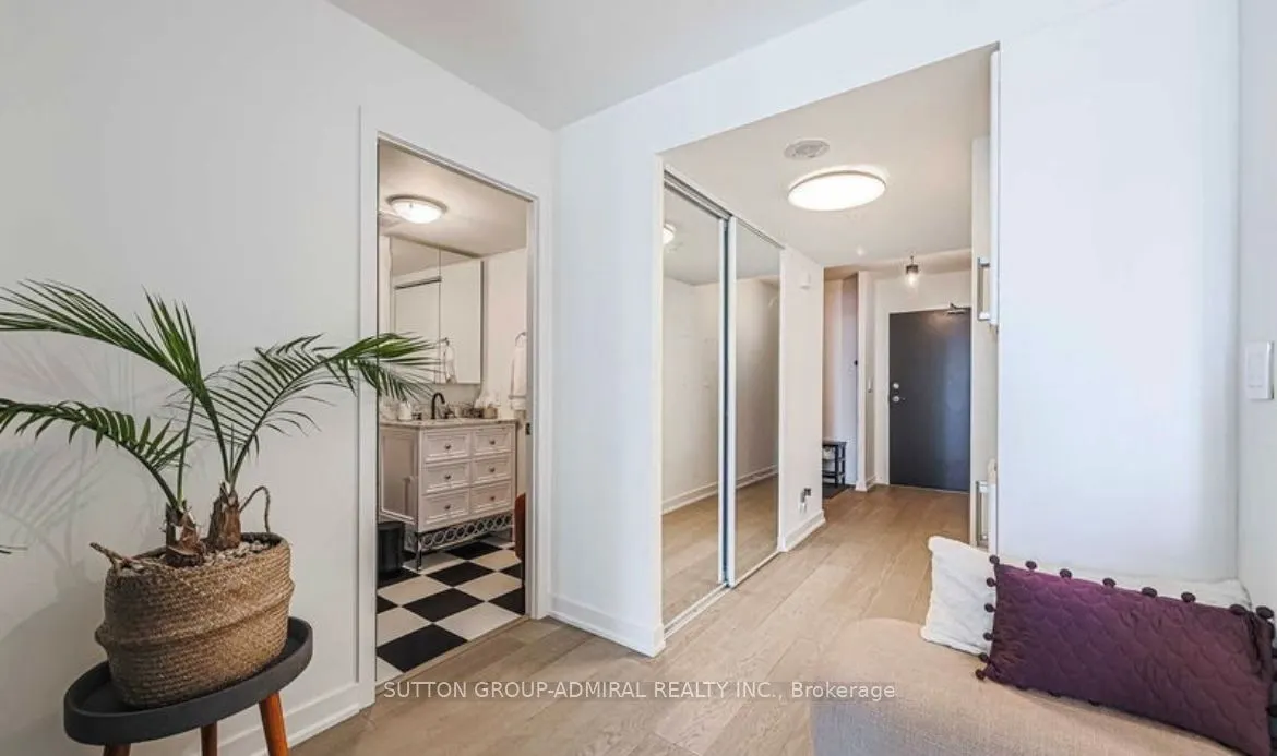 397 Front Street W, #1911
