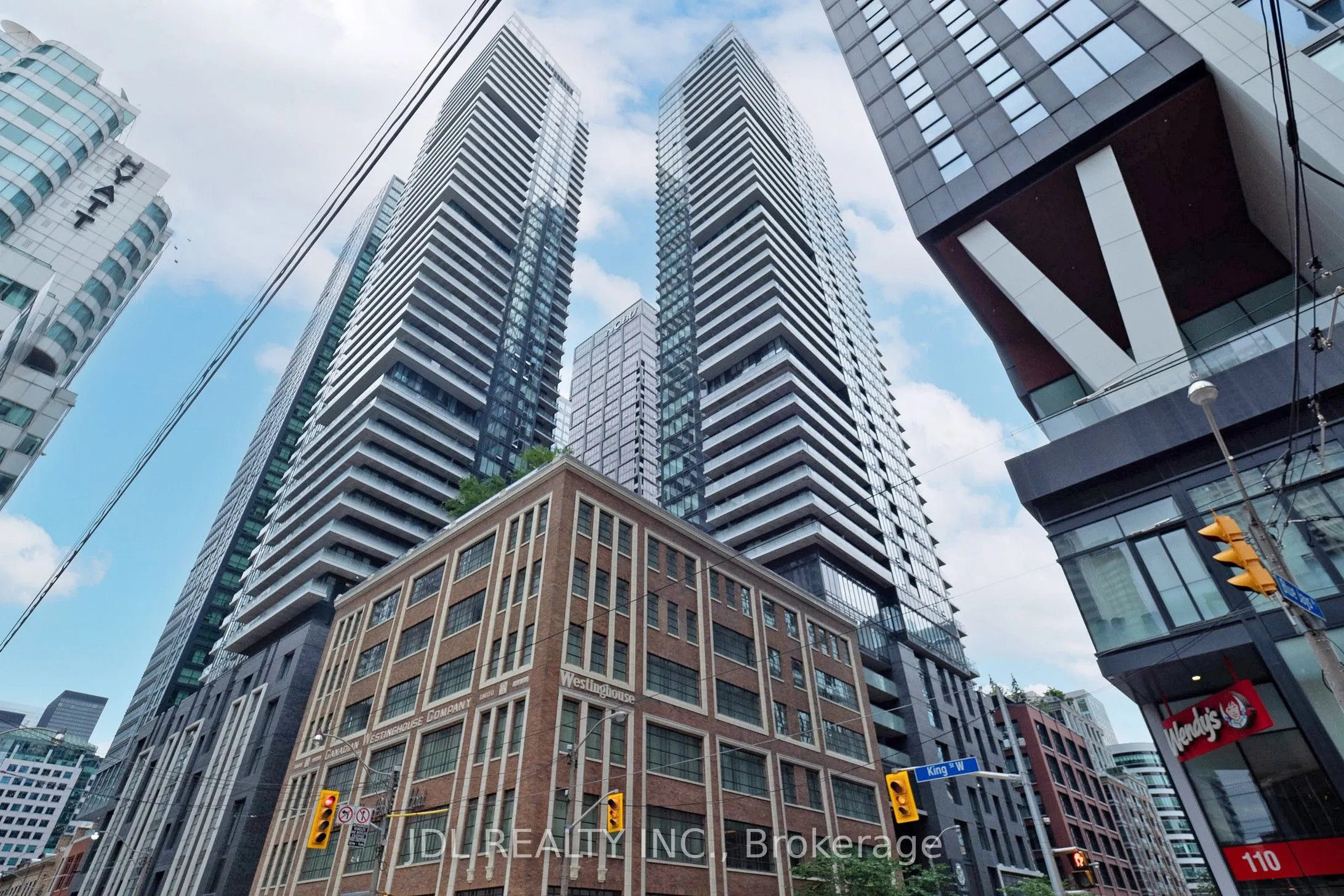 125 Blue Jays Way, #1602