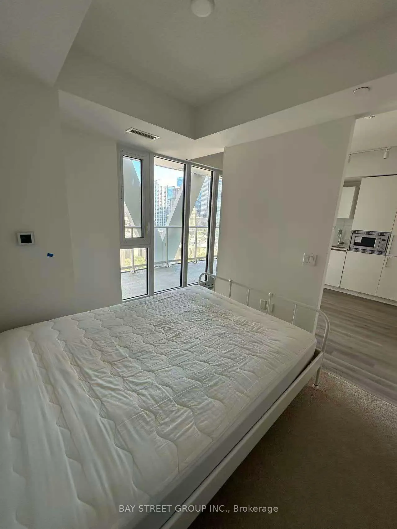 230 Simcoe Street, #1329