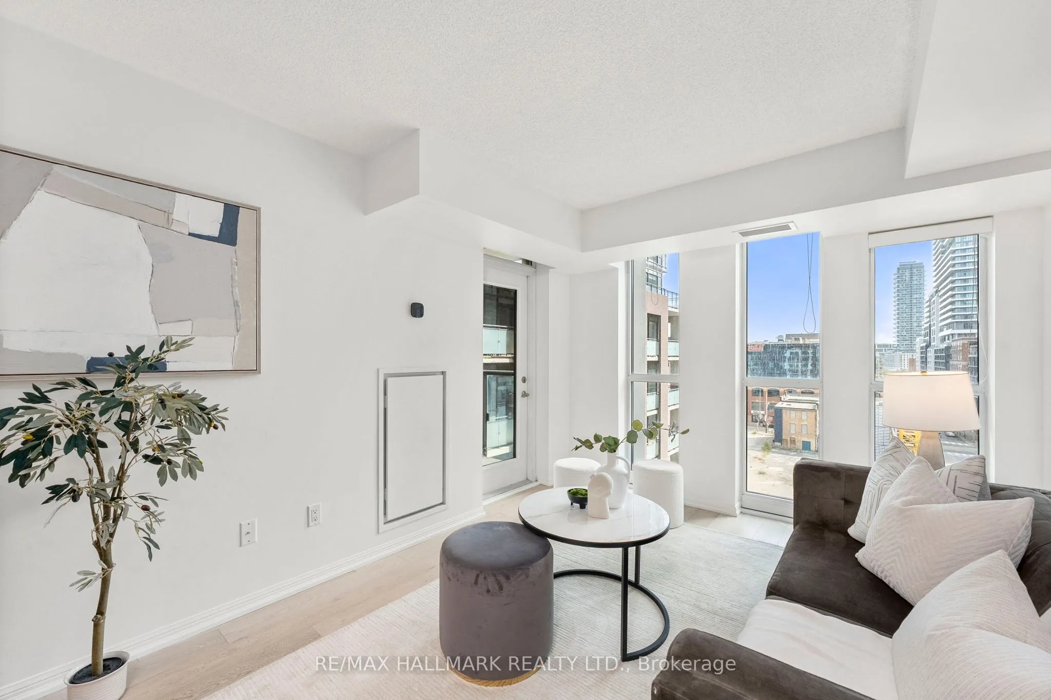 400 Adelaide Street E, #919