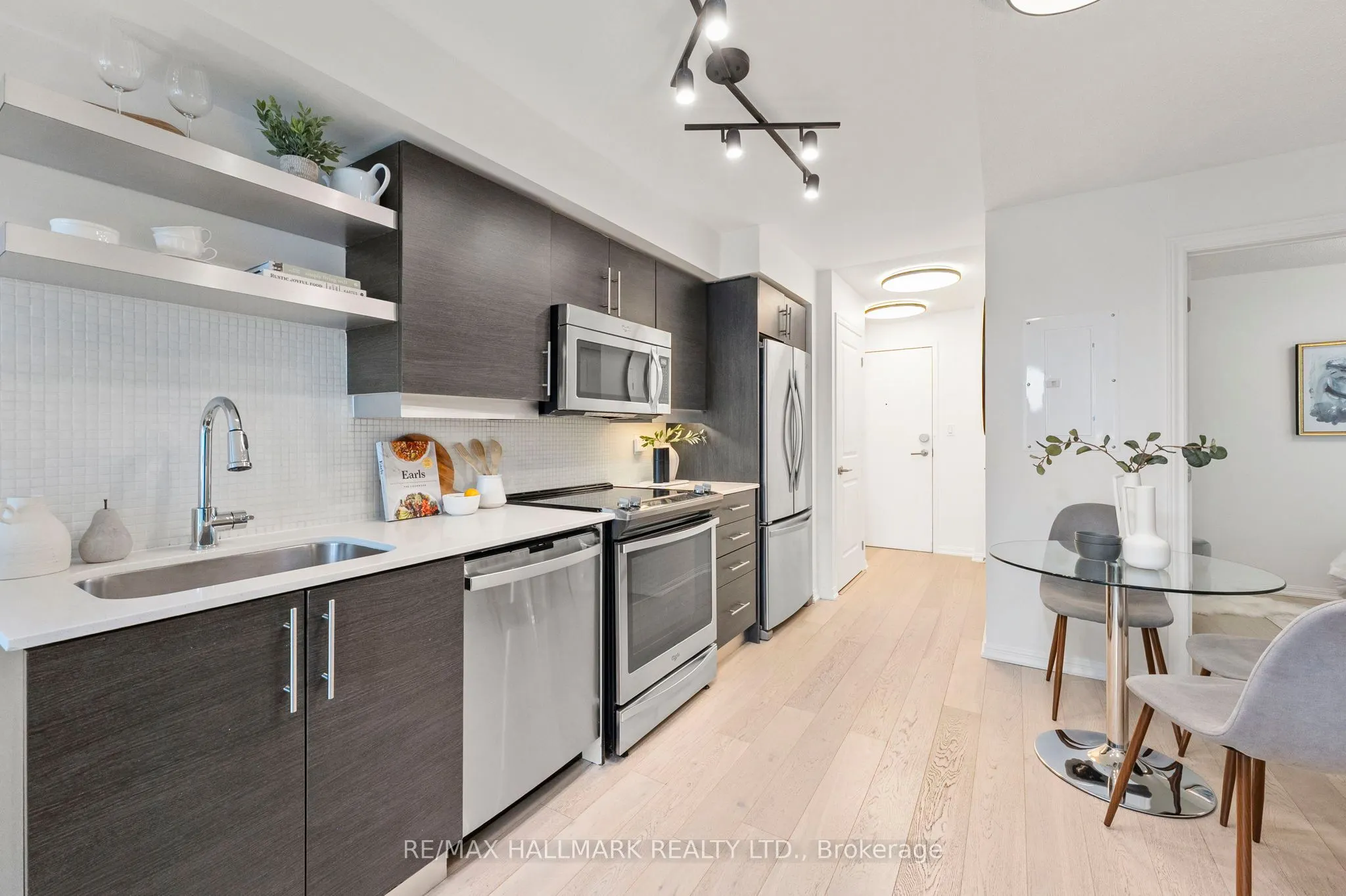 400 Adelaide Street E, #919