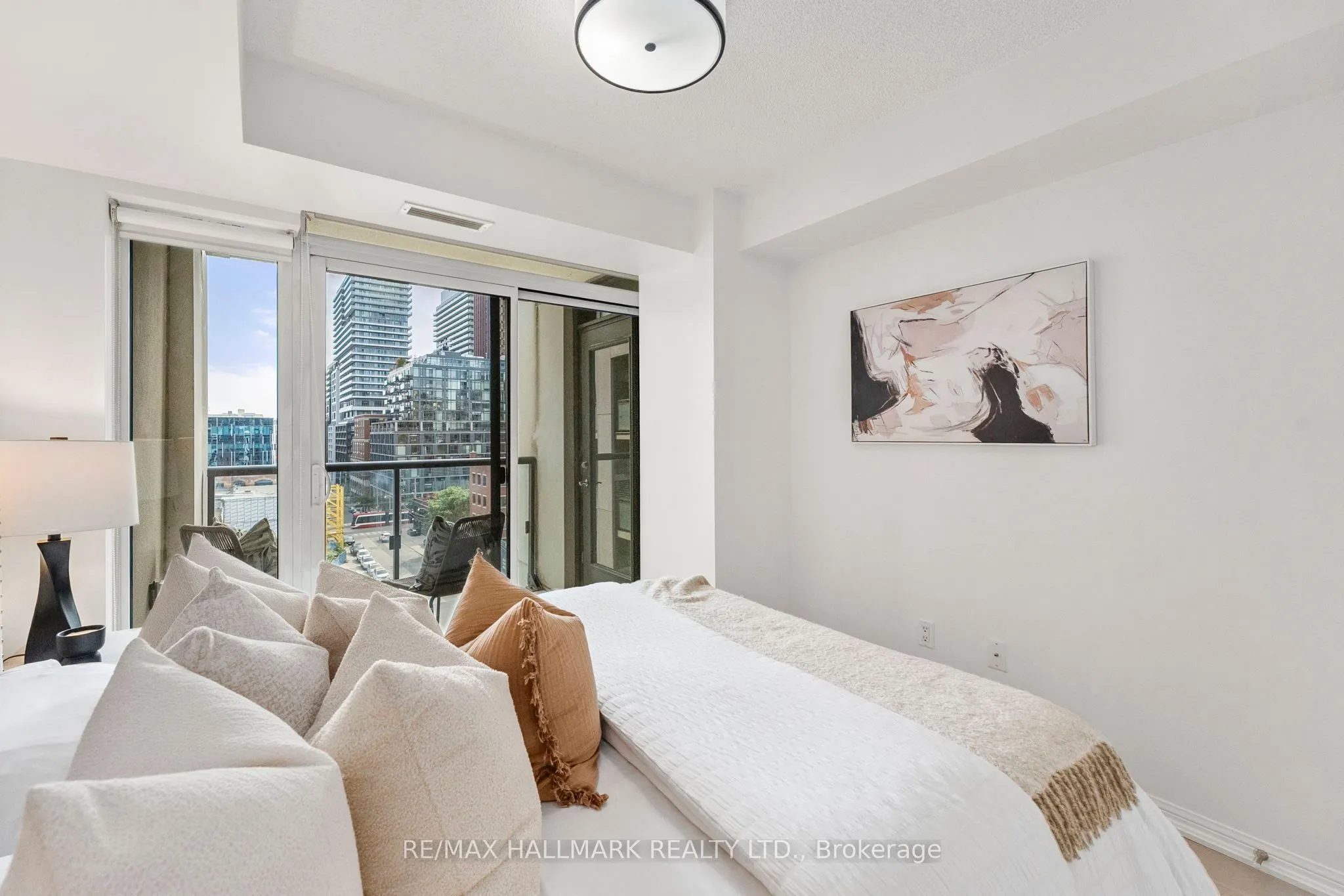 400 Adelaide Street E, #919