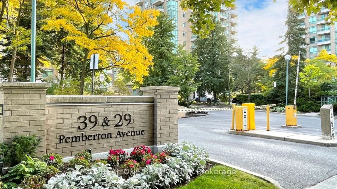 29 Pemberton Avenue, #902