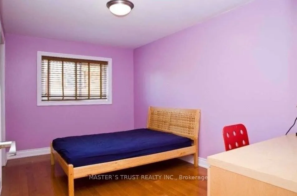 251 Kingslake Road
