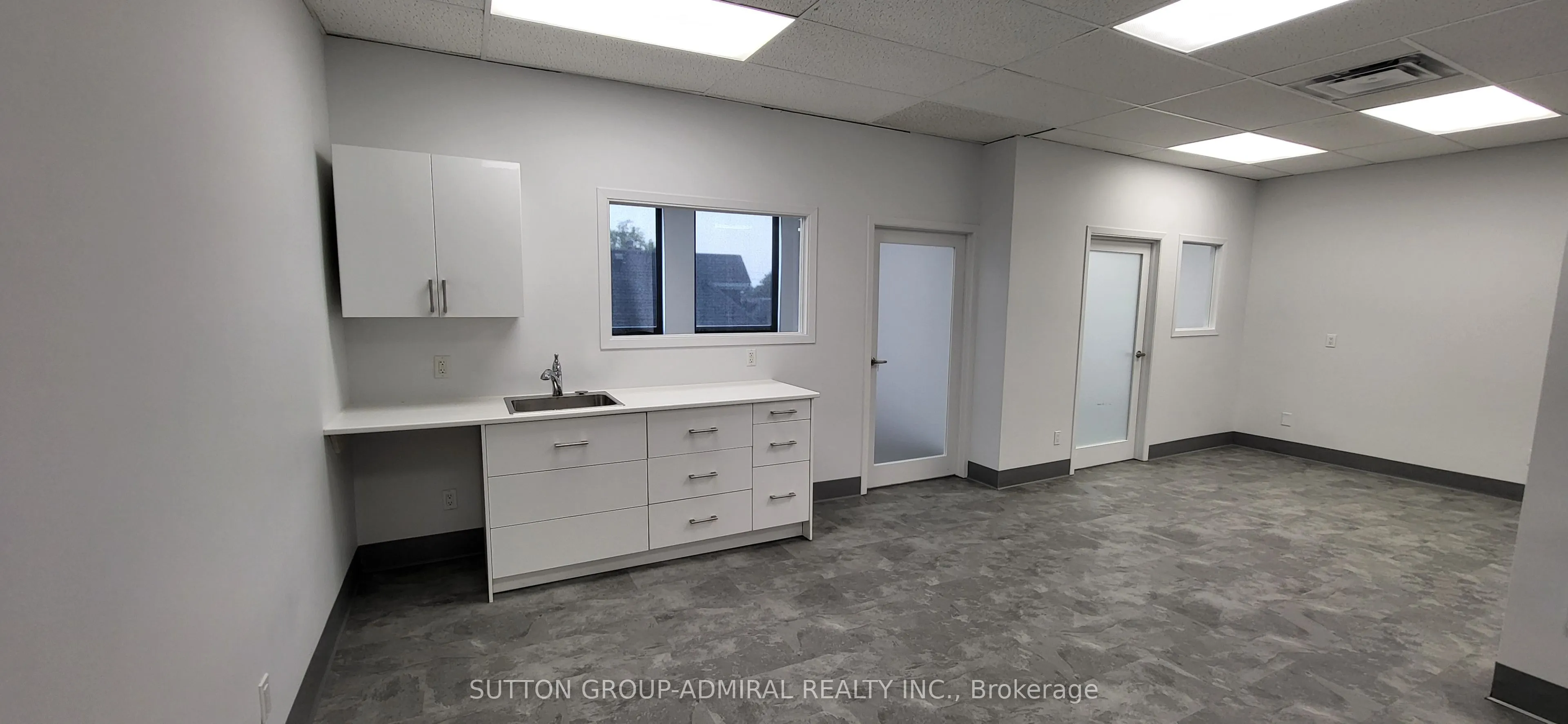 845 St Clair Avenue W, #204