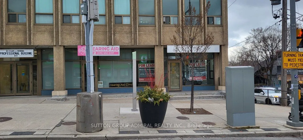 845 St Clair Avenue W, #204