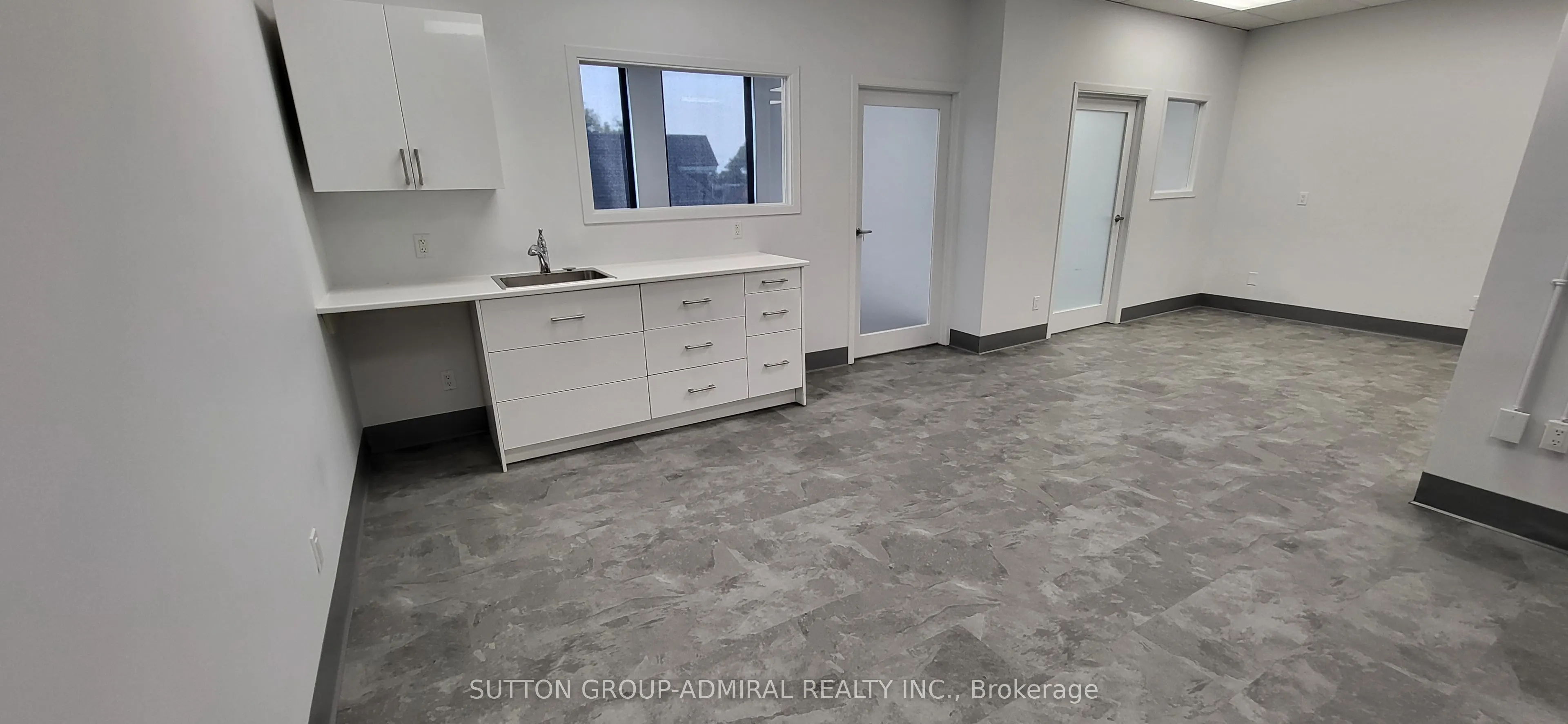 845 St Clair Avenue W, #204