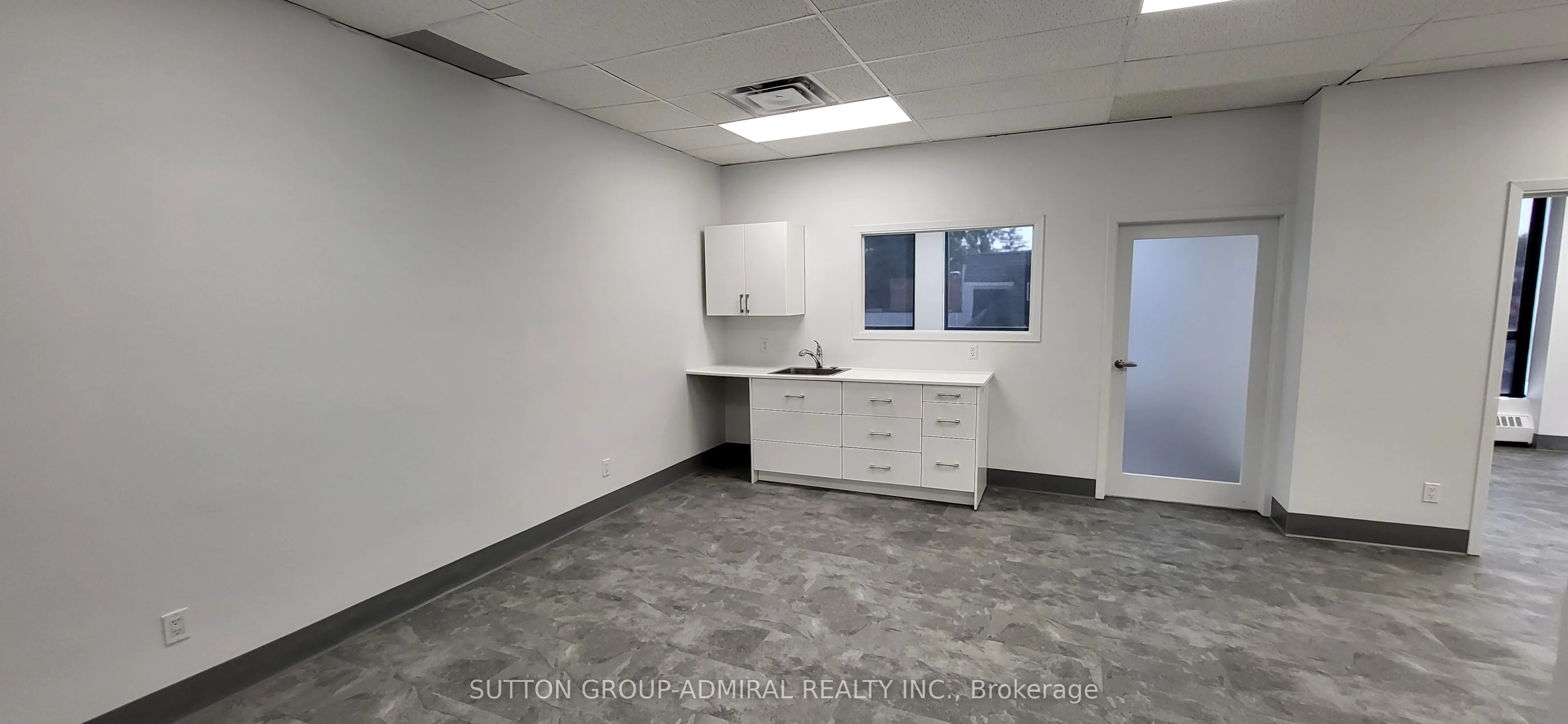 845 St Clair Avenue W, #204