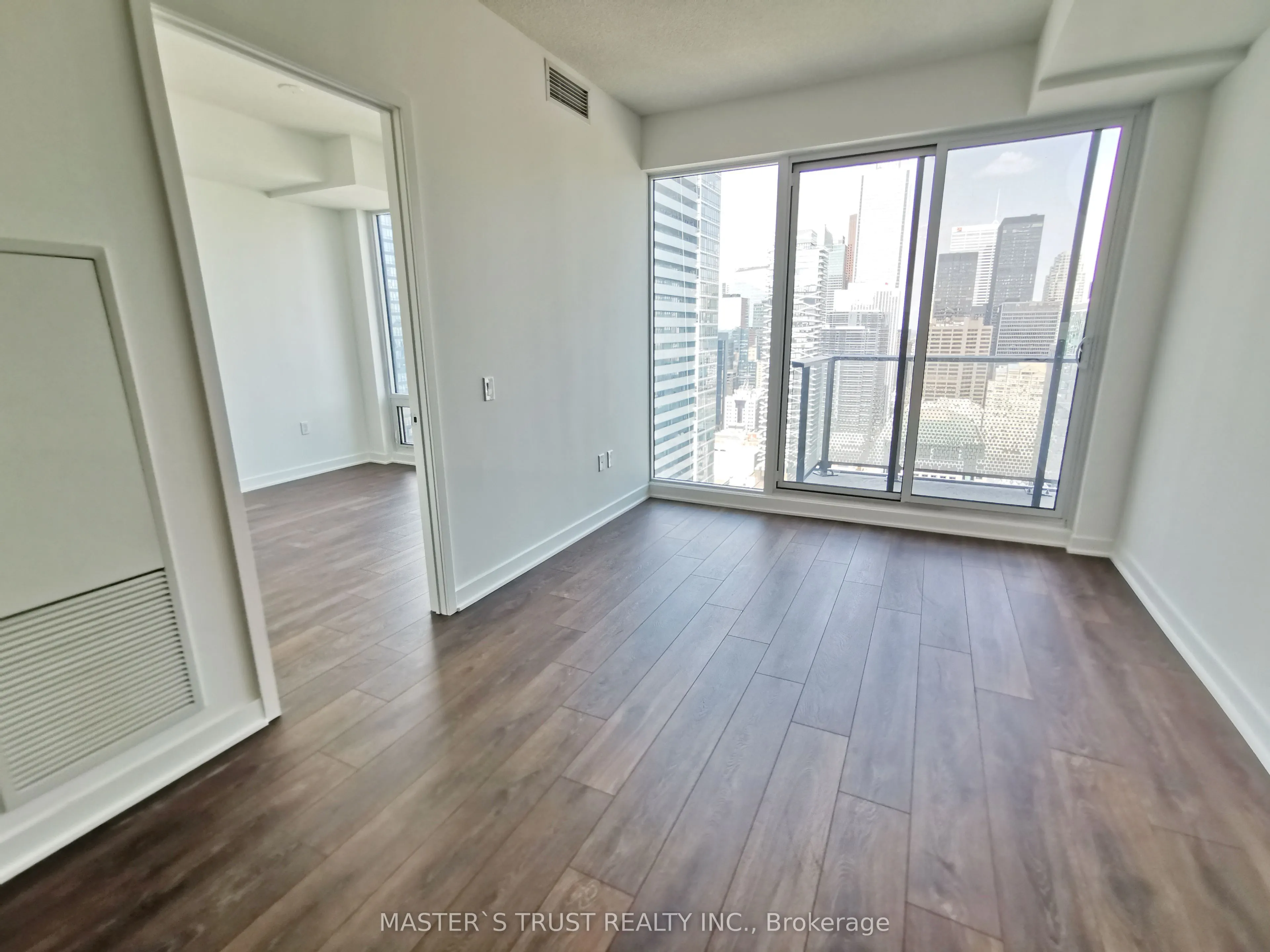125 Blue Jays Way, #3909