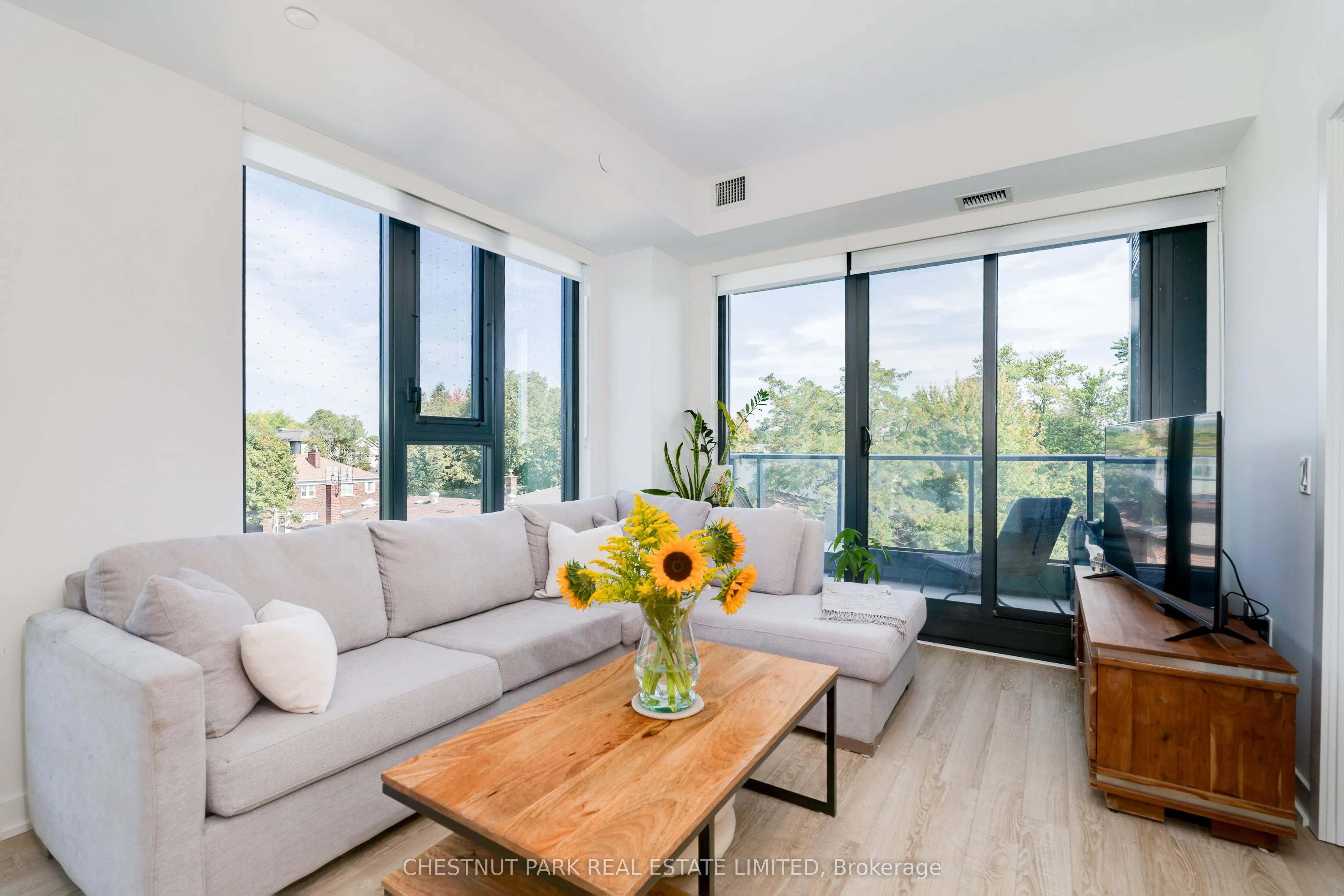 250 Lawrence Avenue W, #406