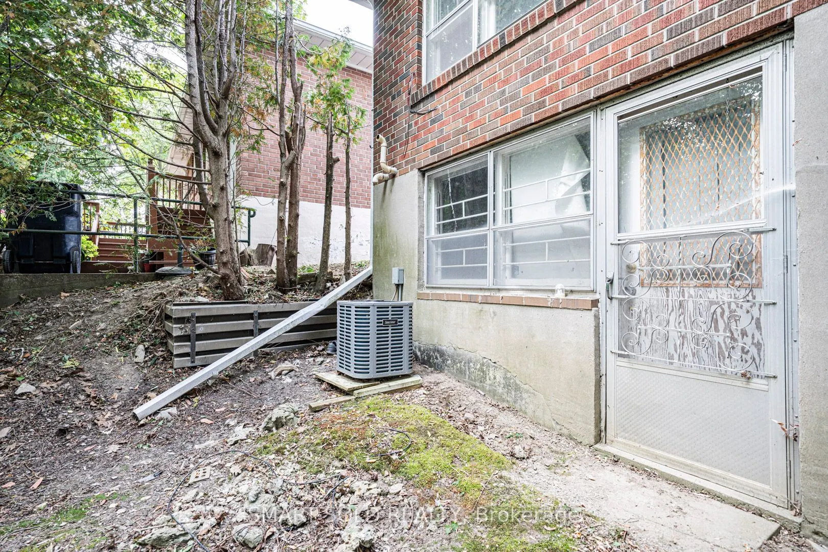 81 Maxome Avenue
