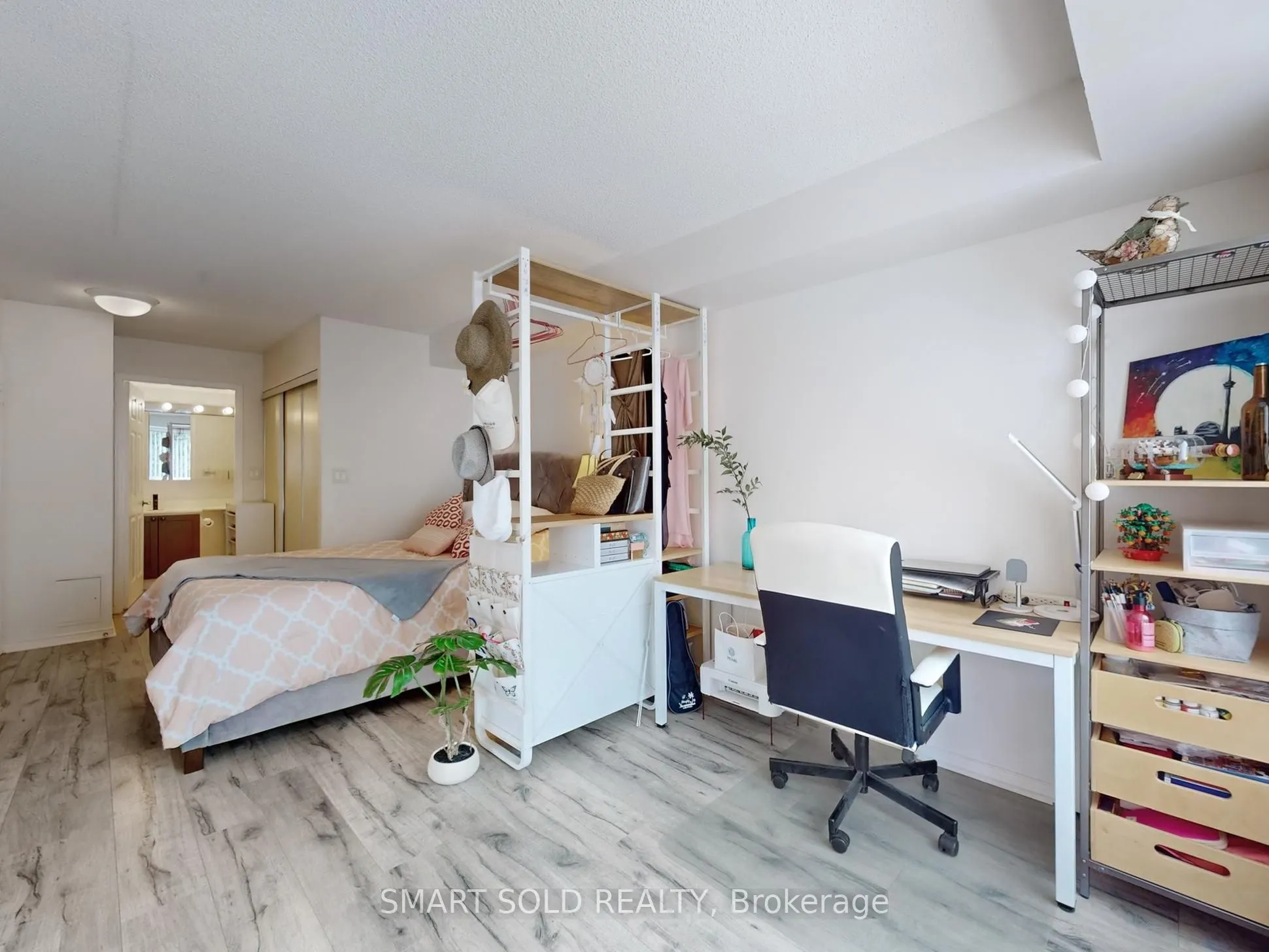 39 Pemberton Avenue, #210