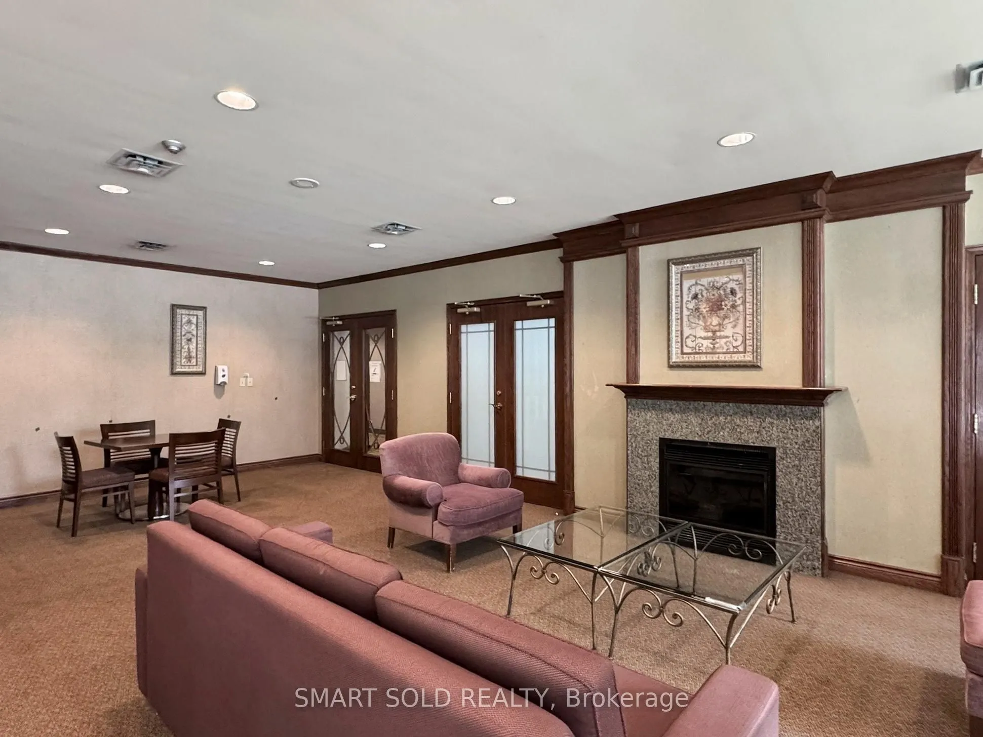 39 Pemberton Avenue, #210