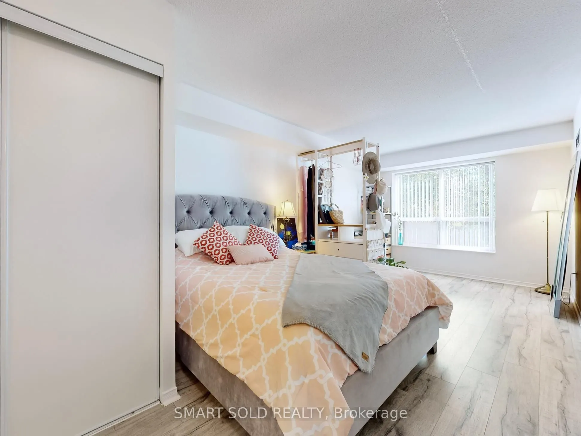 39 Pemberton Avenue, #210