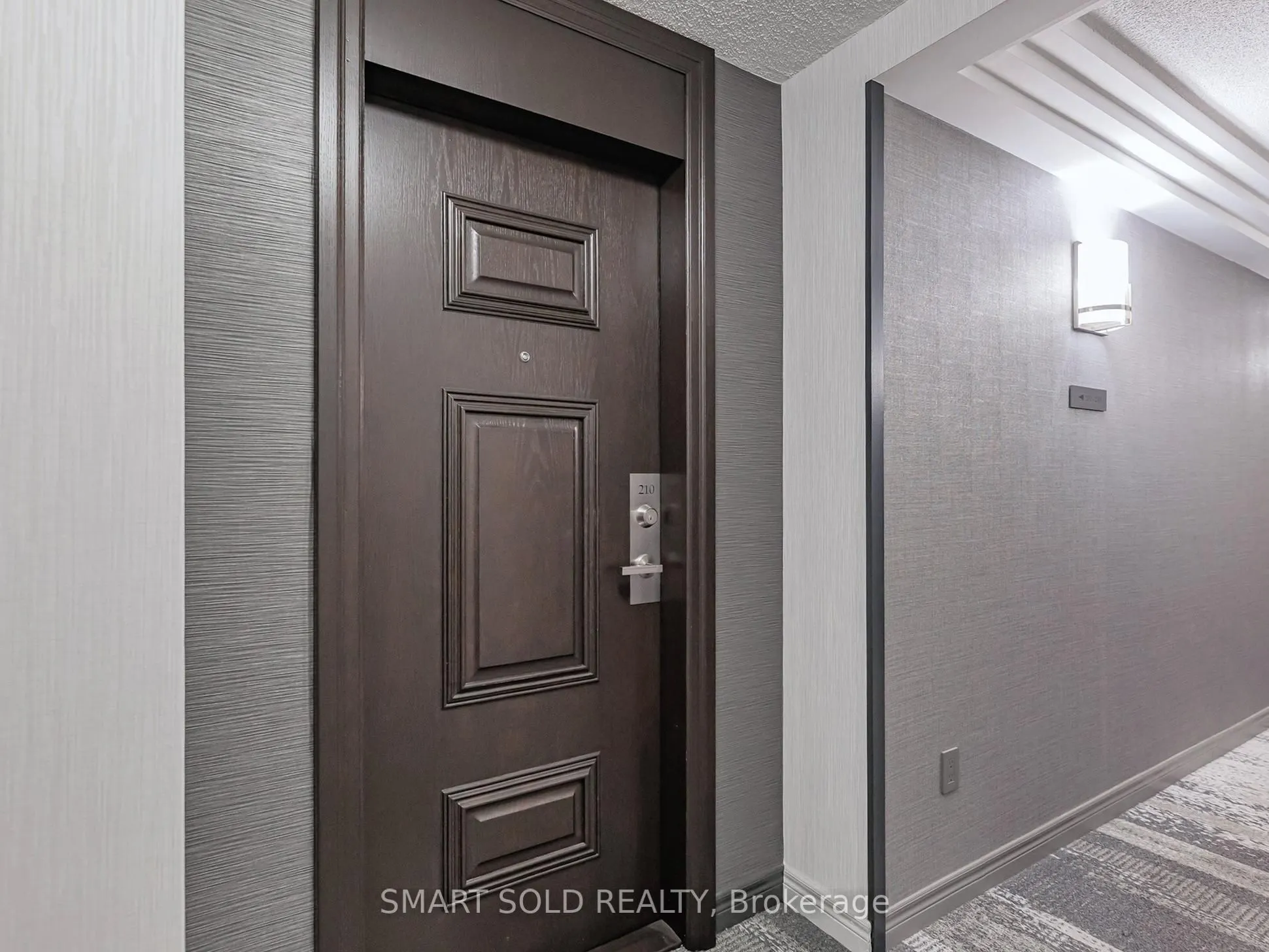 39 Pemberton Avenue, #210