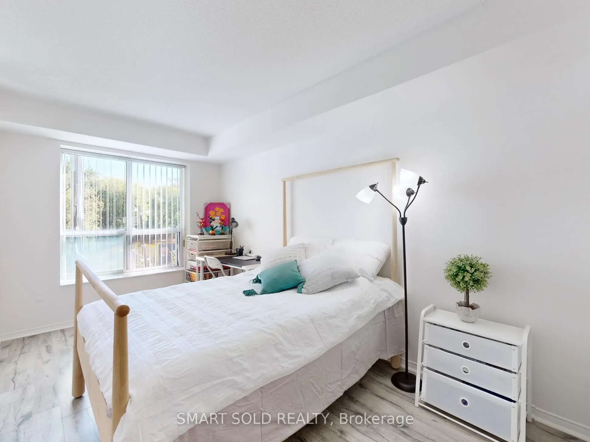 39 Pemberton Avenue, #210