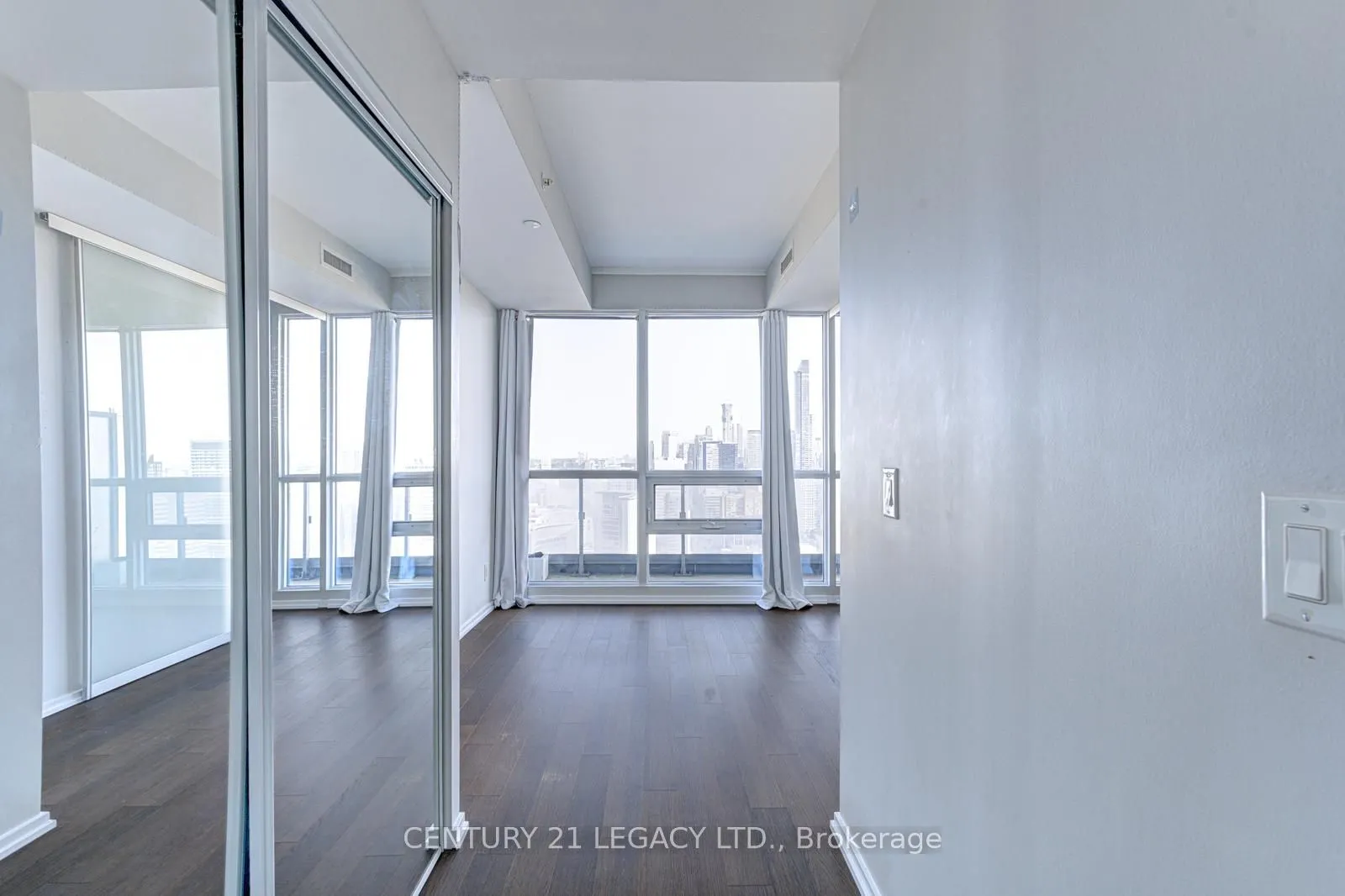 70 Temperance Street, #4201