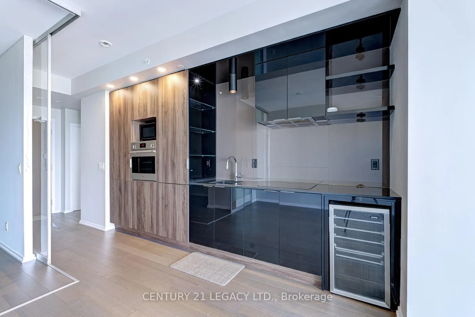 70 Temperance Street, #4201