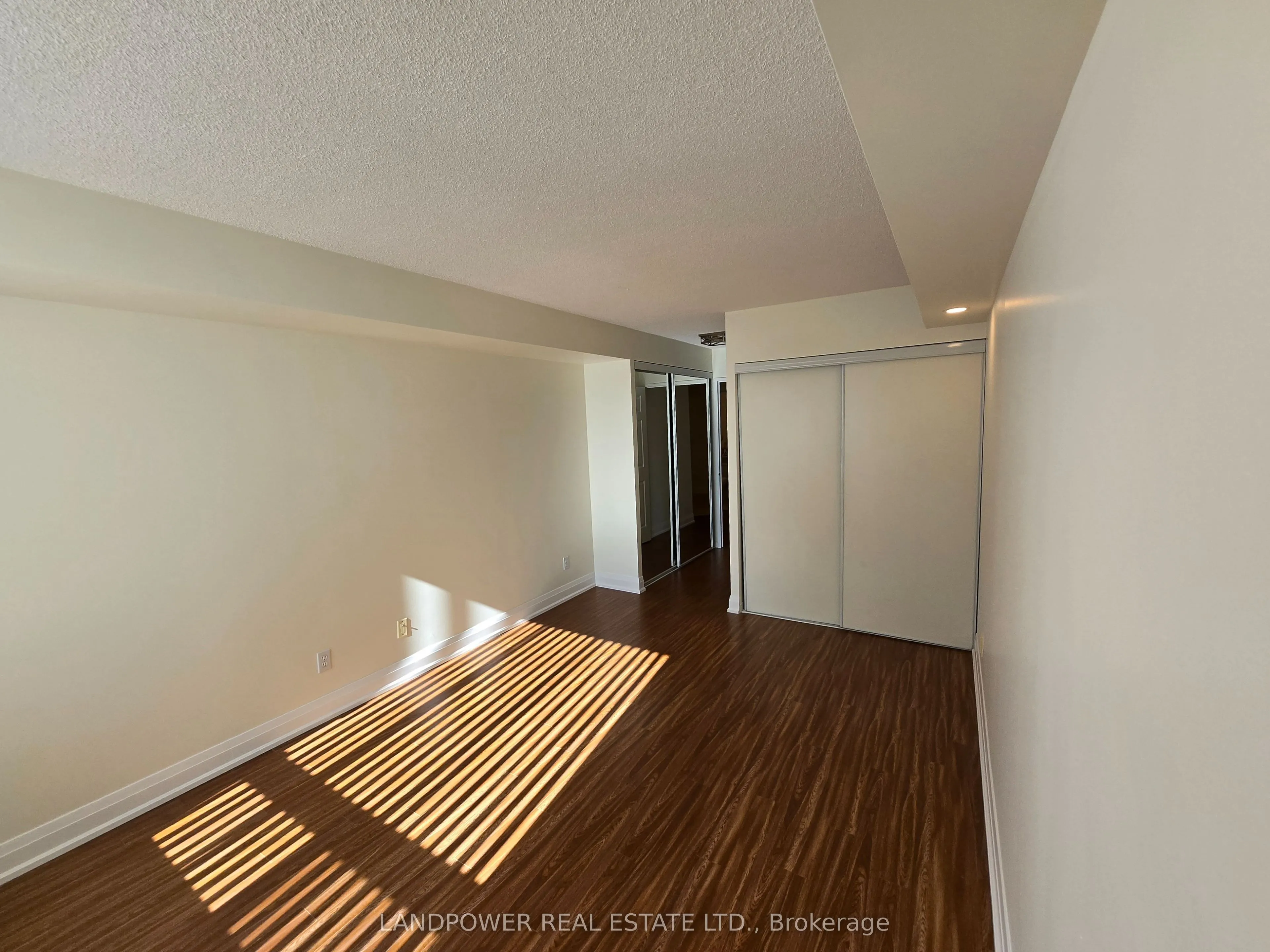 18 Hillcrest Avenue, #2110