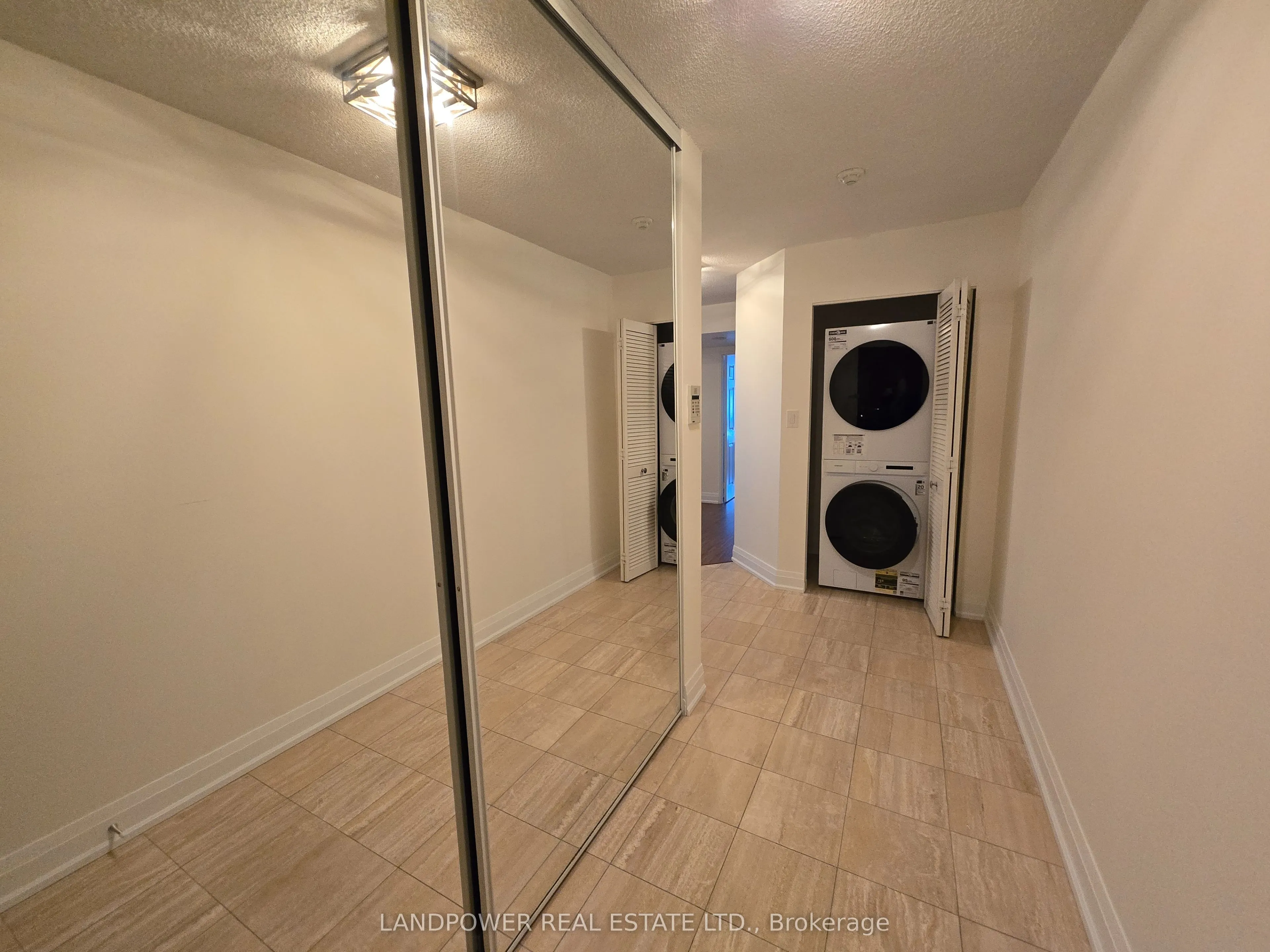 18 Hillcrest Avenue, #2110