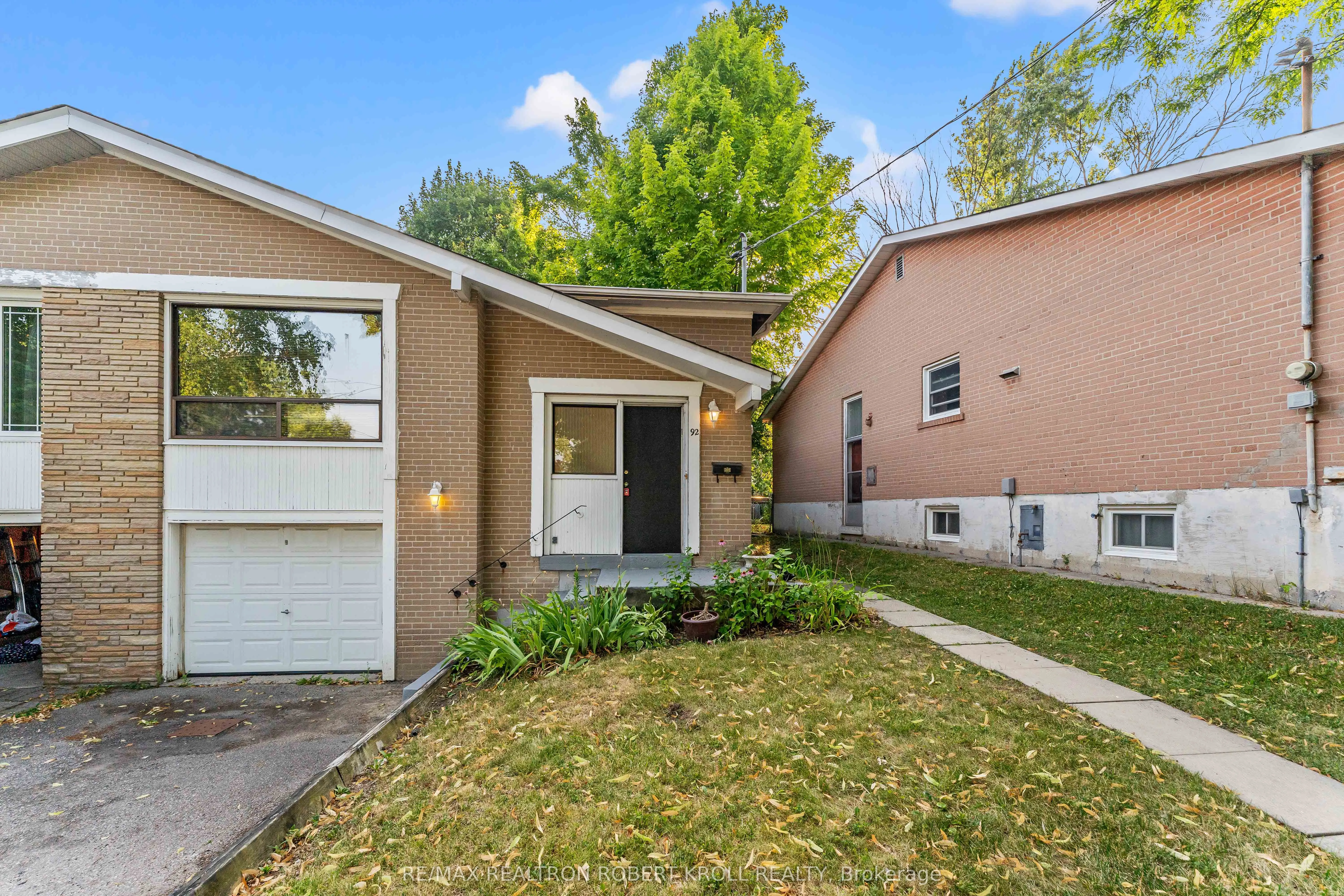 92 Elise Terrace