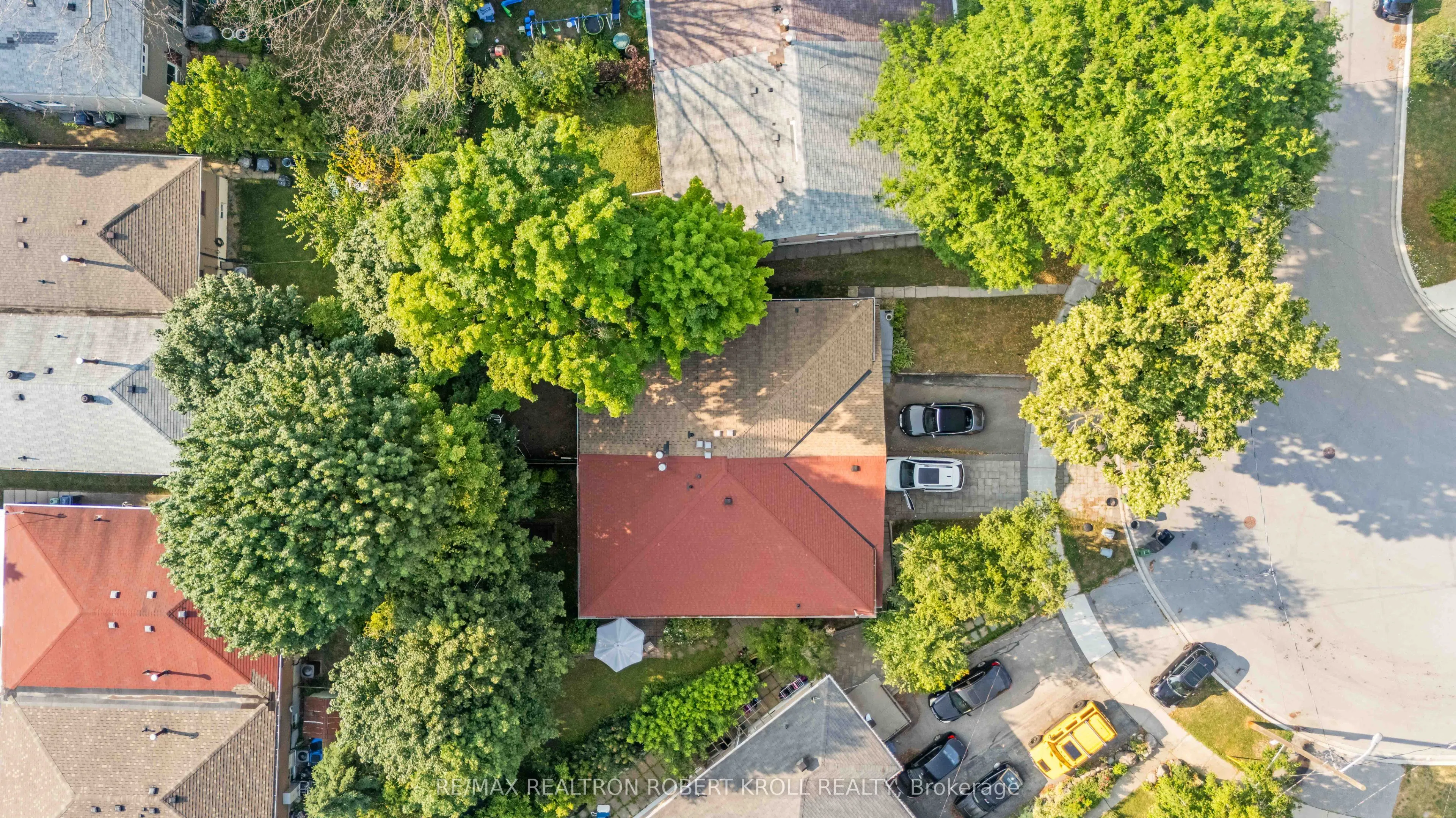 92 Elise Terrace