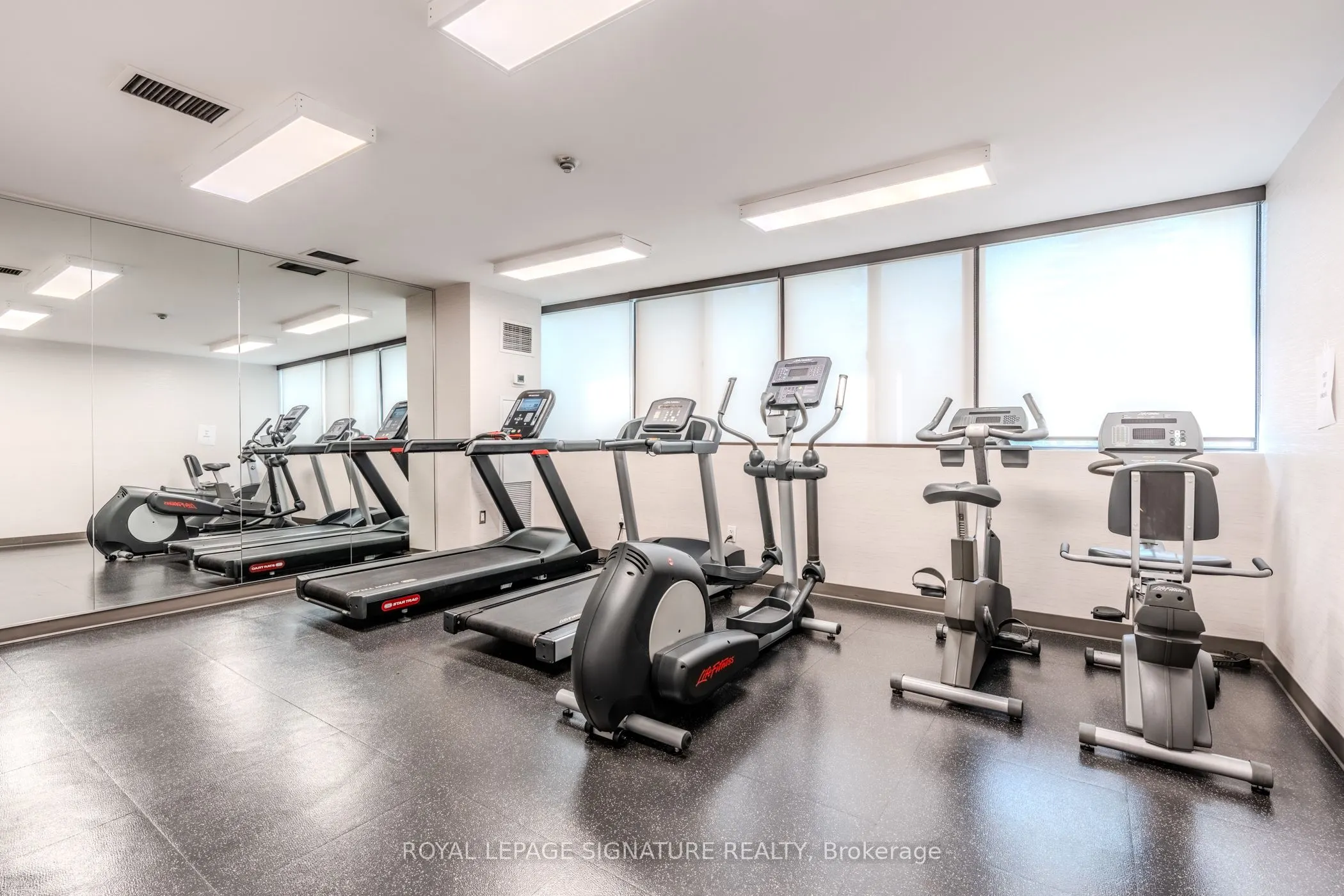 133 Torresdale Avenue, #902