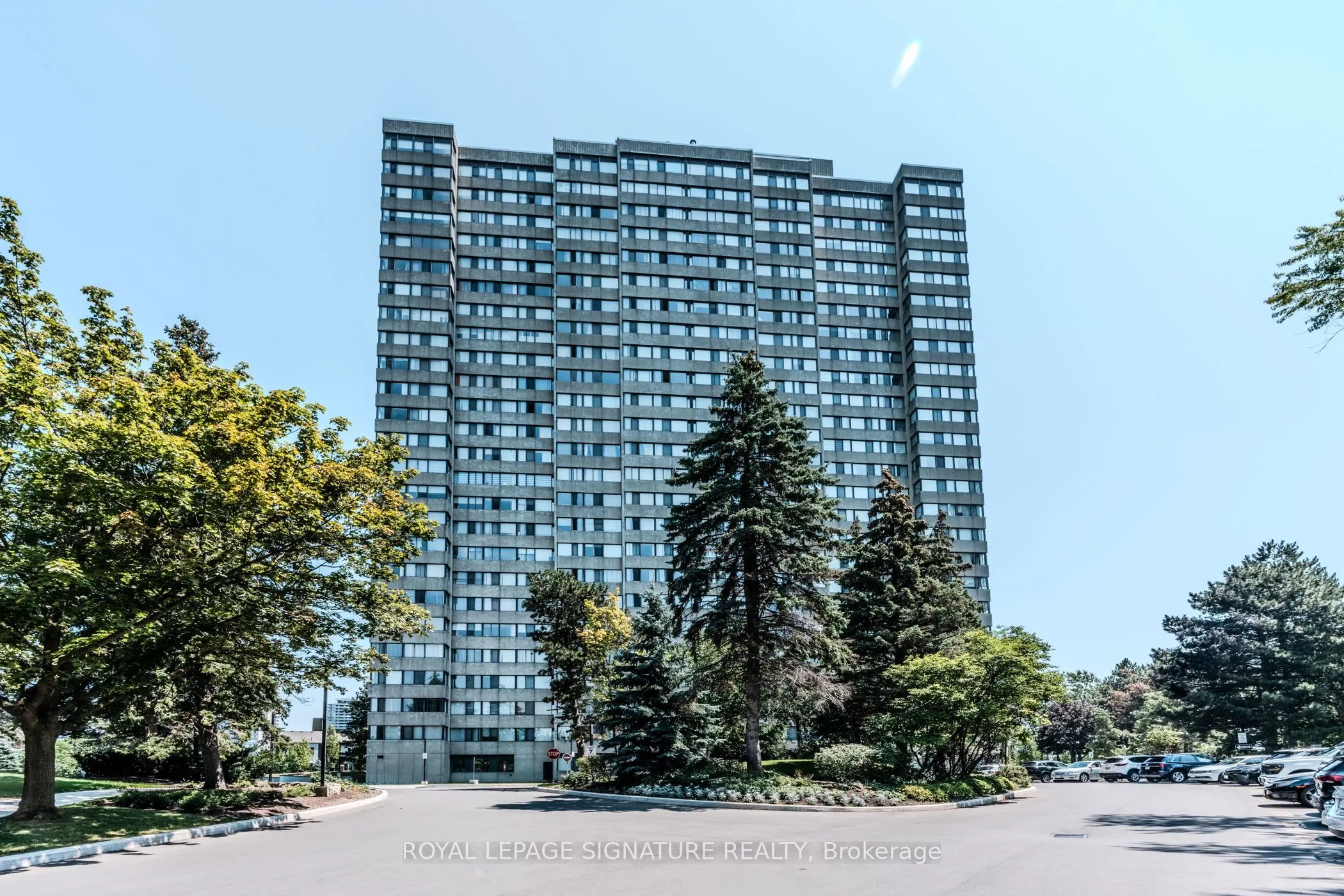 133 Torresdale Avenue, #902