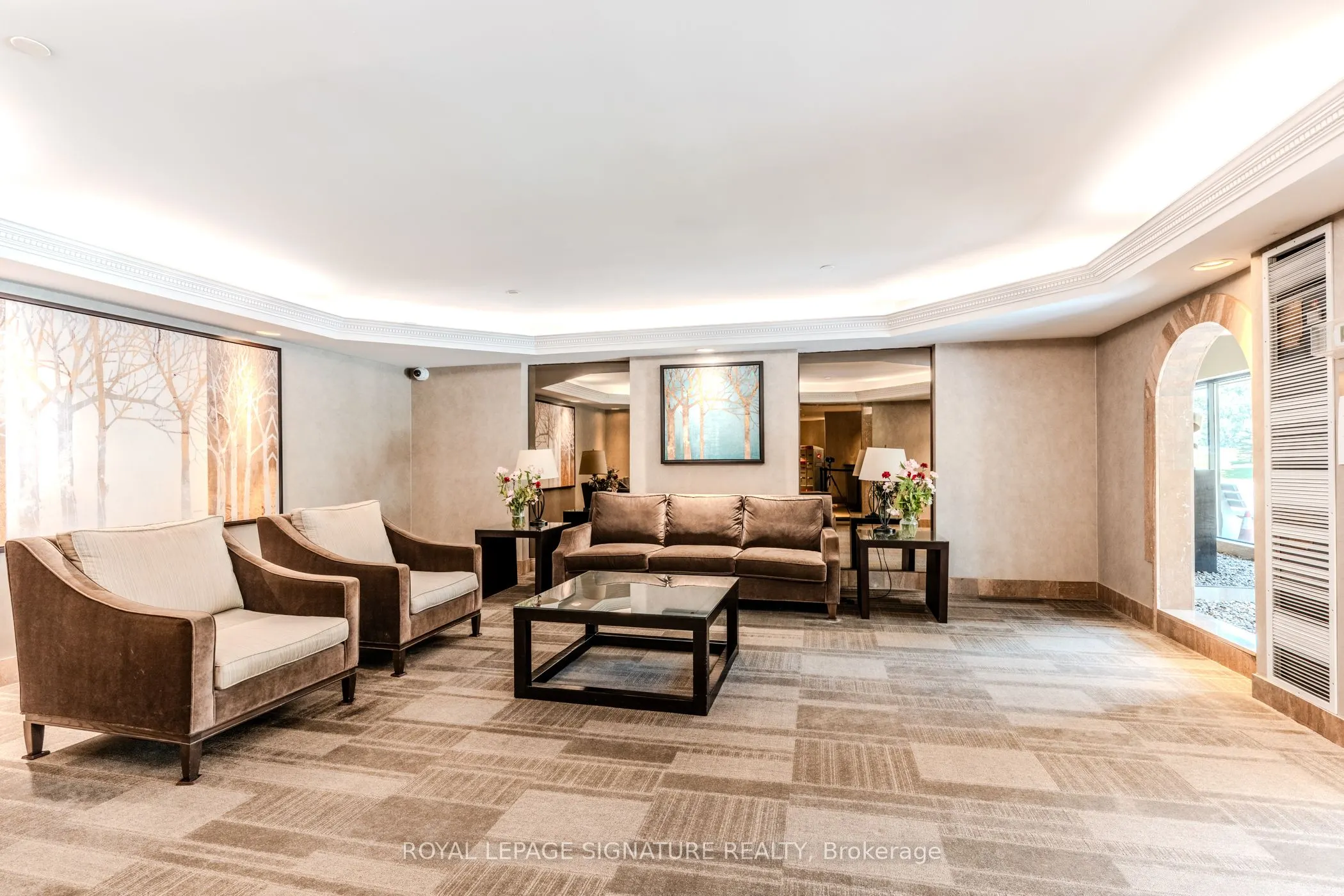 133 Torresdale Avenue, #902
