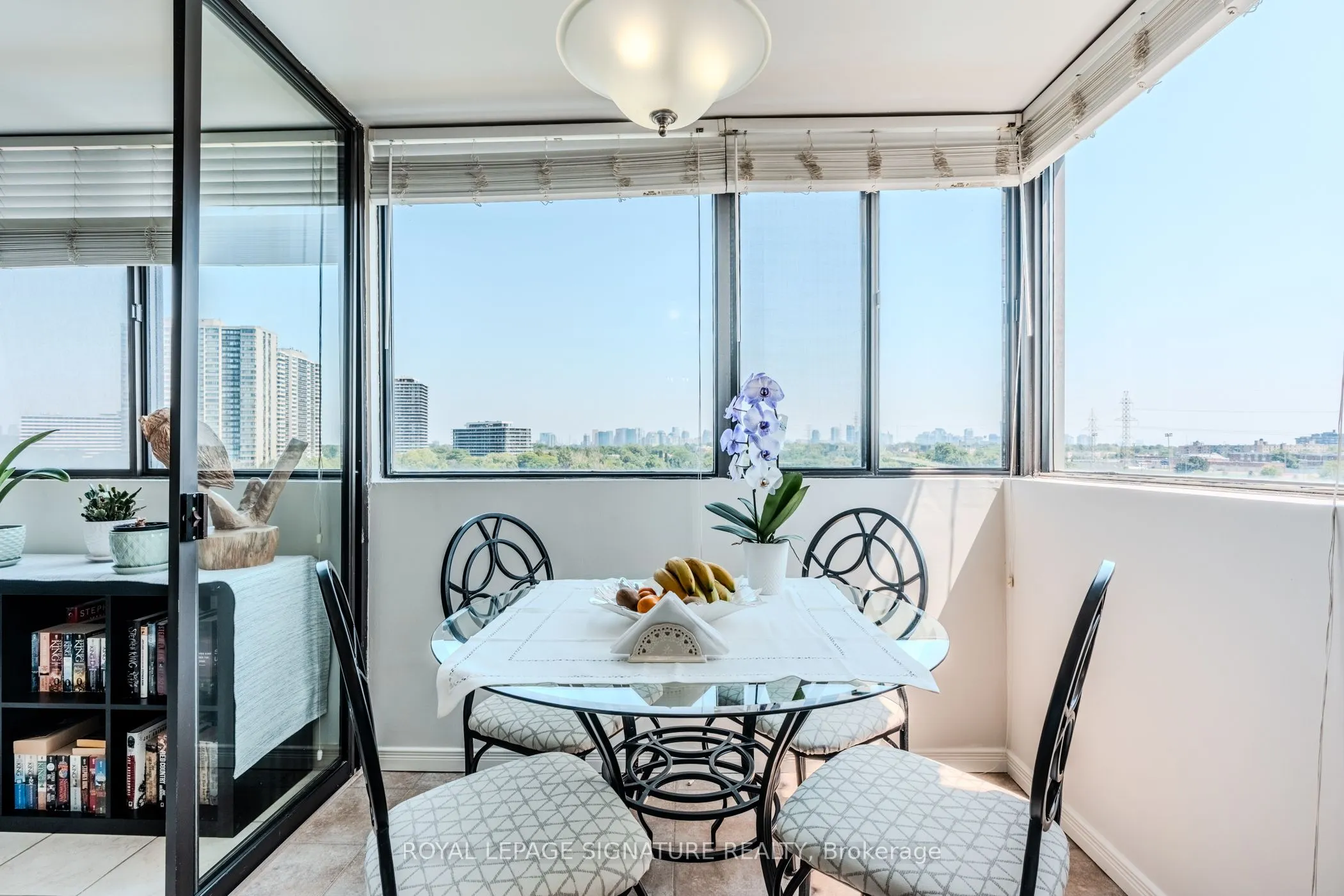 133 Torresdale Avenue, #902