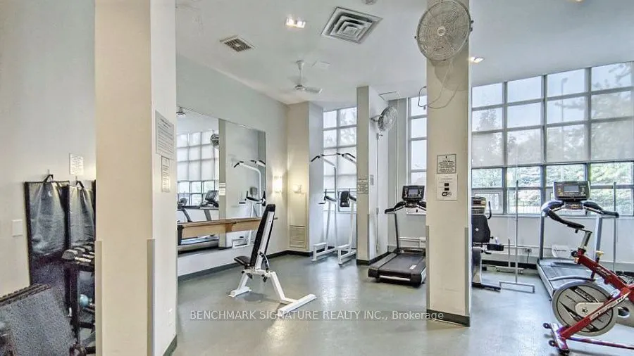 509 Beecroft Road, #1606