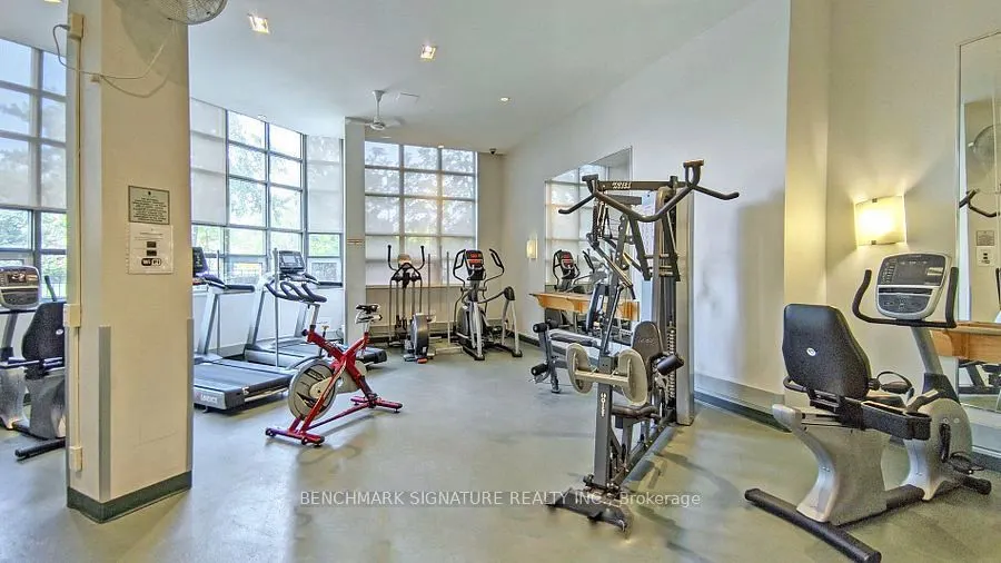 509 Beecroft Road, #1606