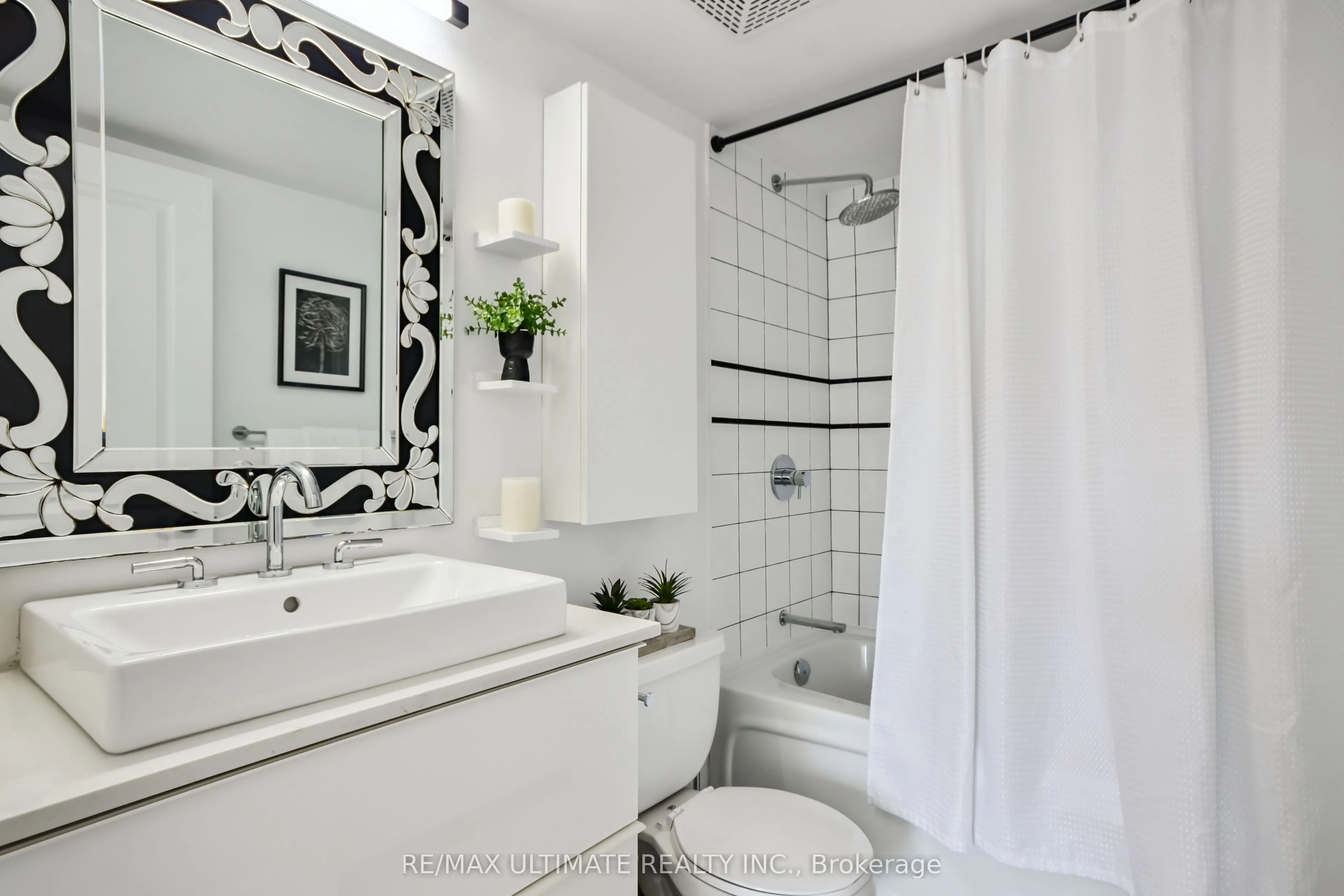 10 Delisle Avenue, #611