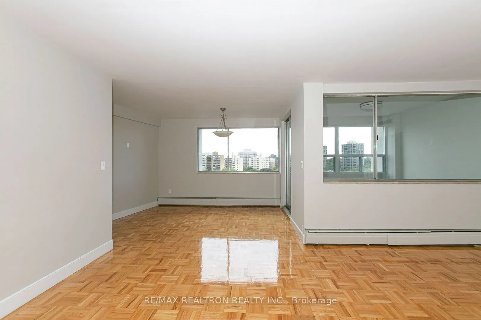 9 Deer Park Crescent, #1706