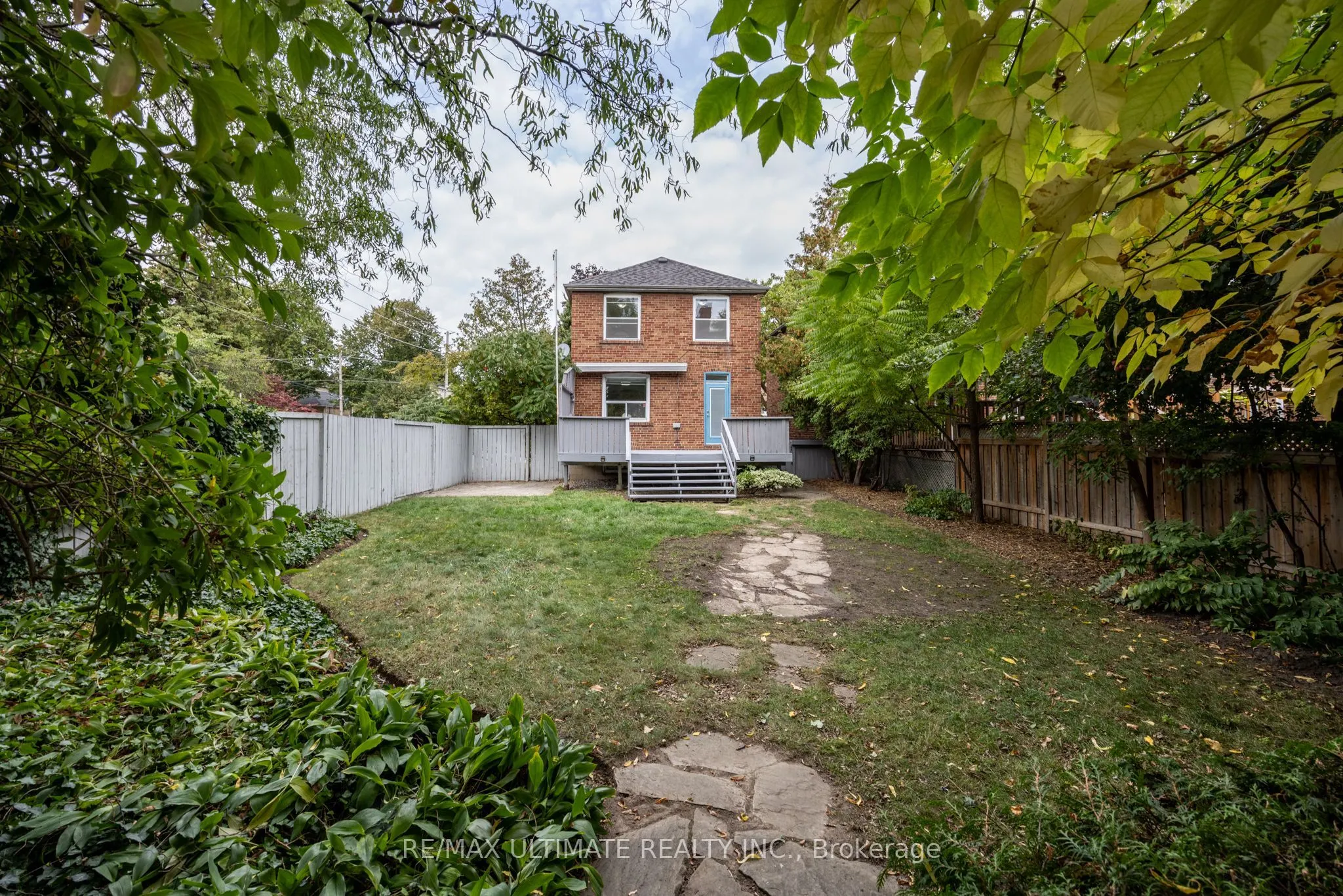 221 Donlea Drive